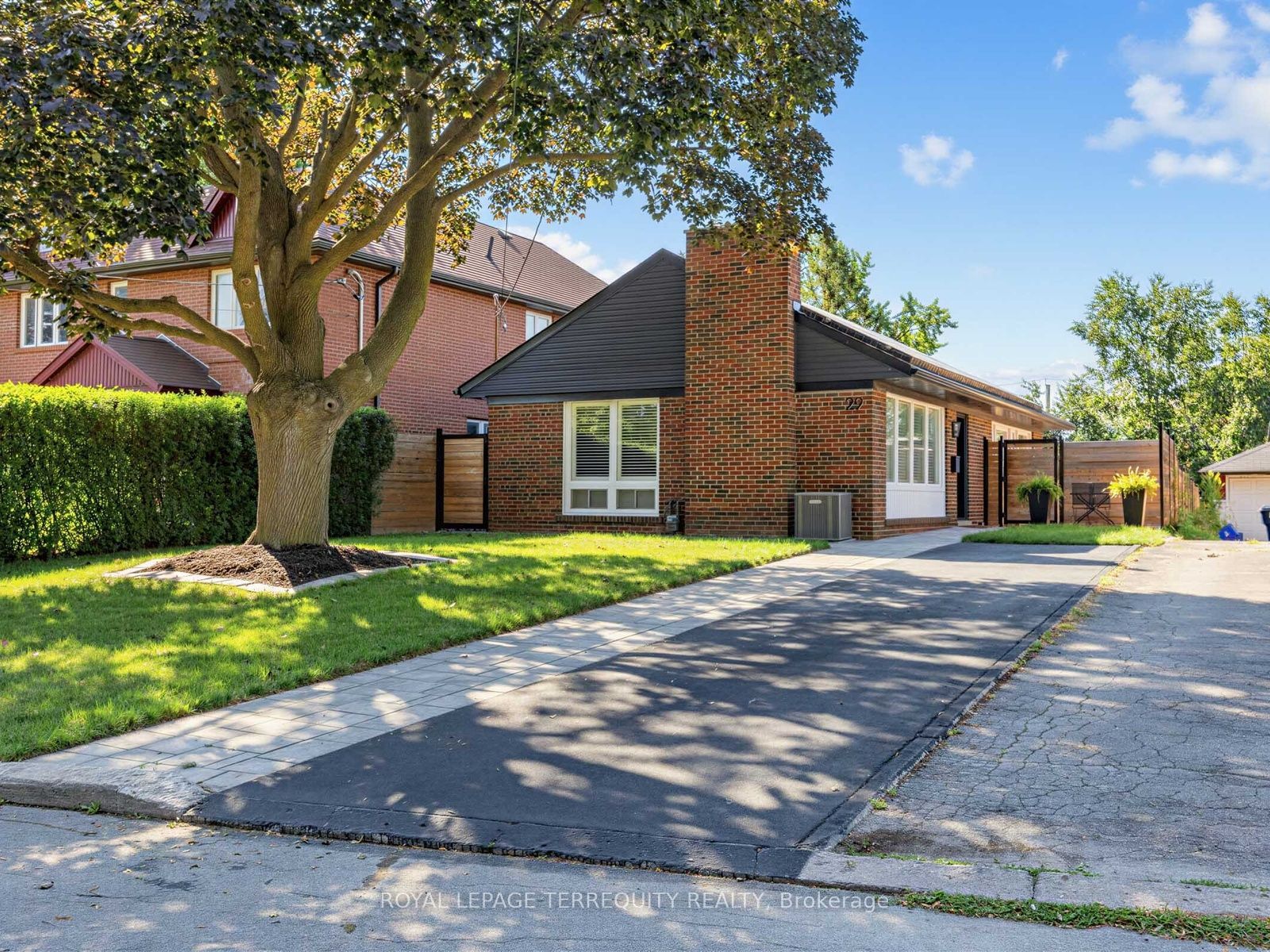 29 Sedgewick Crescent Property Photo 1