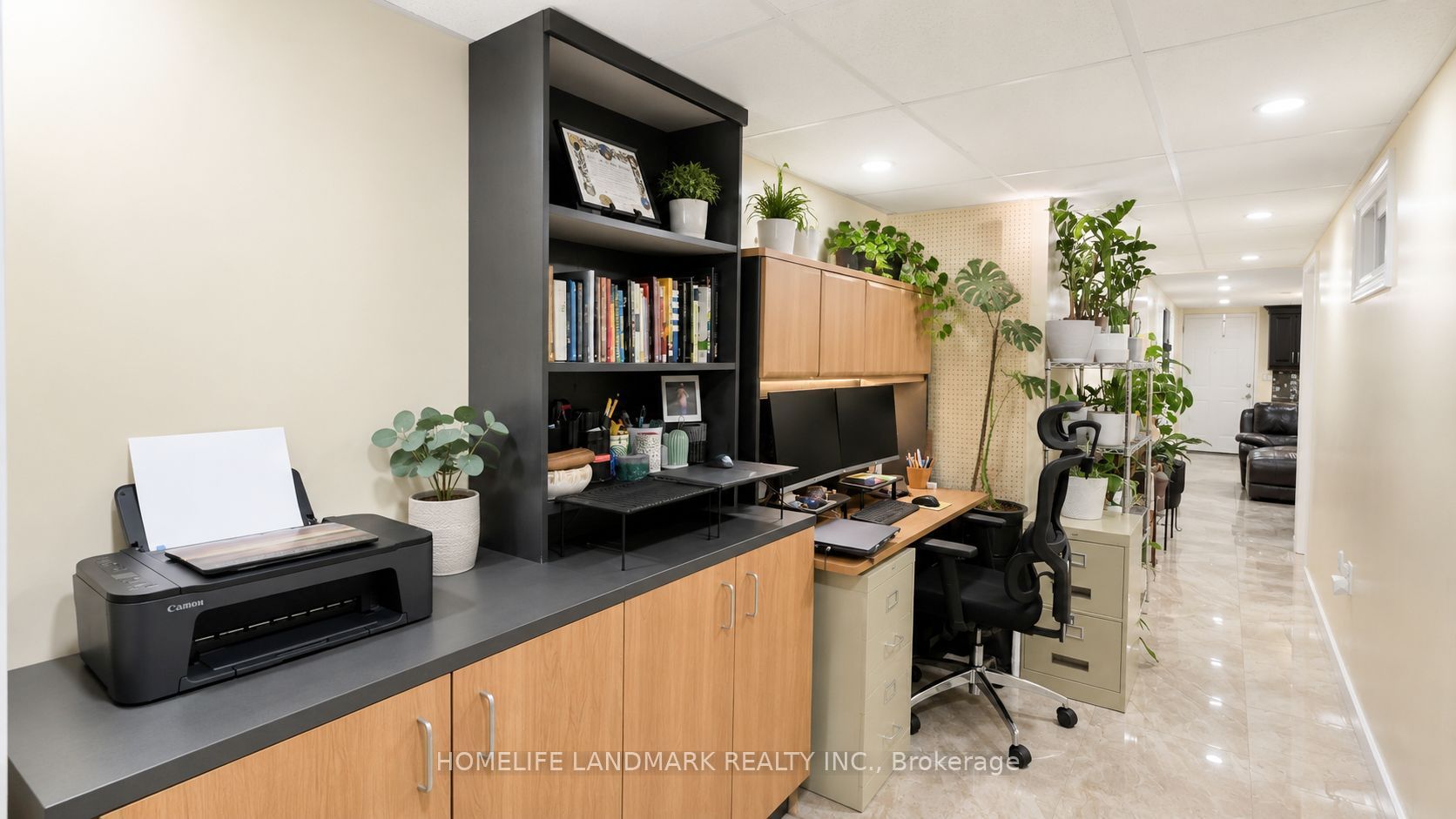 3226 Eglinton Avenue E Property Photo 20