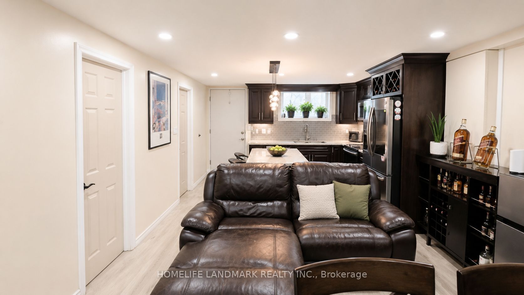 3226 Eglinton Avenue E Property Photo 21