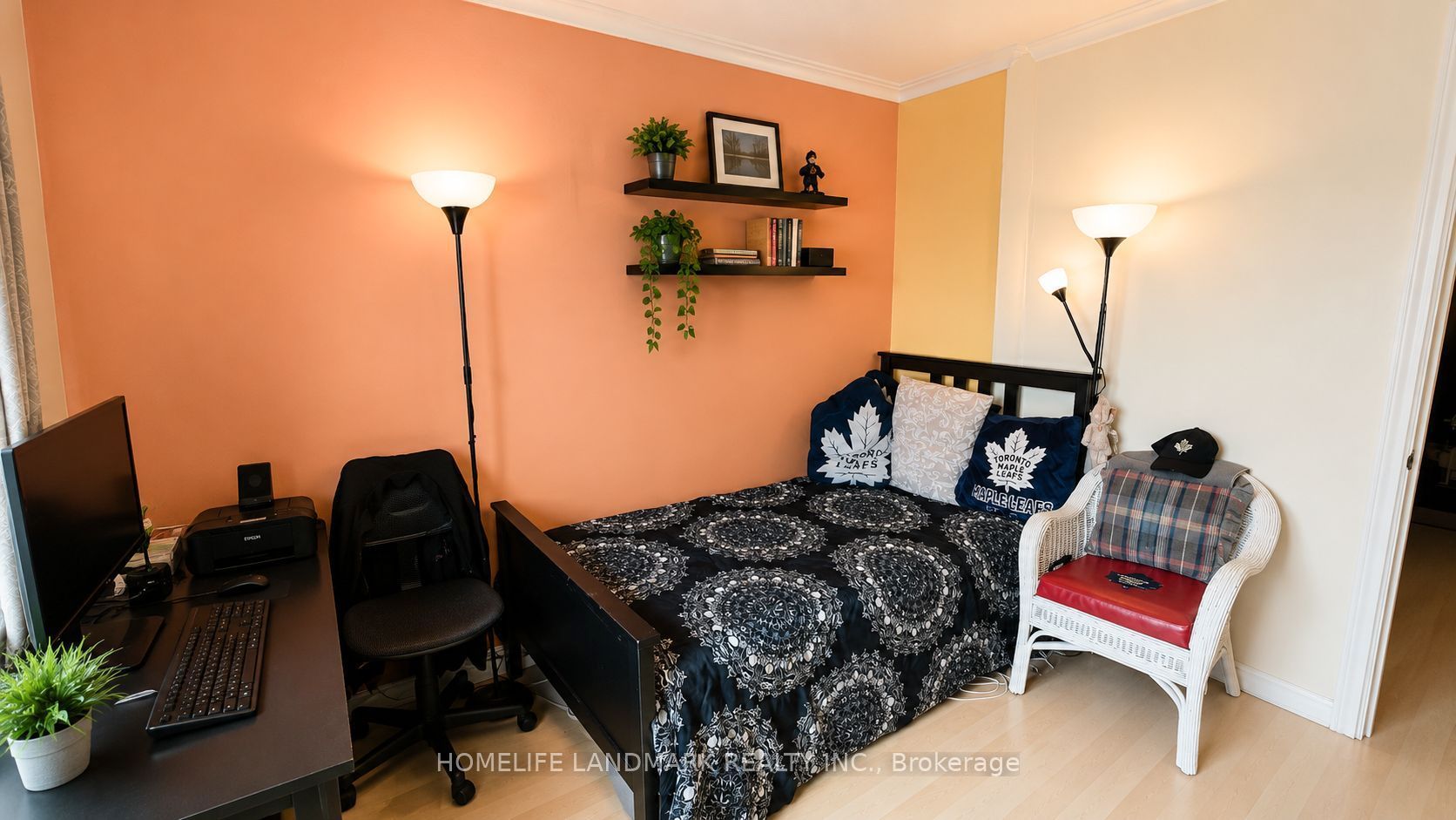 3226 Eglinton Avenue E Property Photo 29