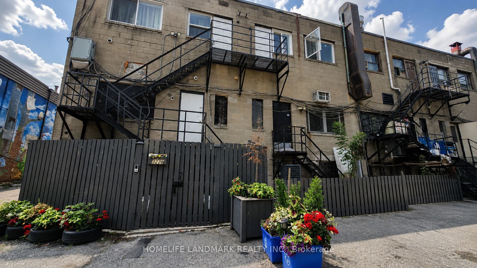 3226 Eglinton Avenue E Property Photo 38
