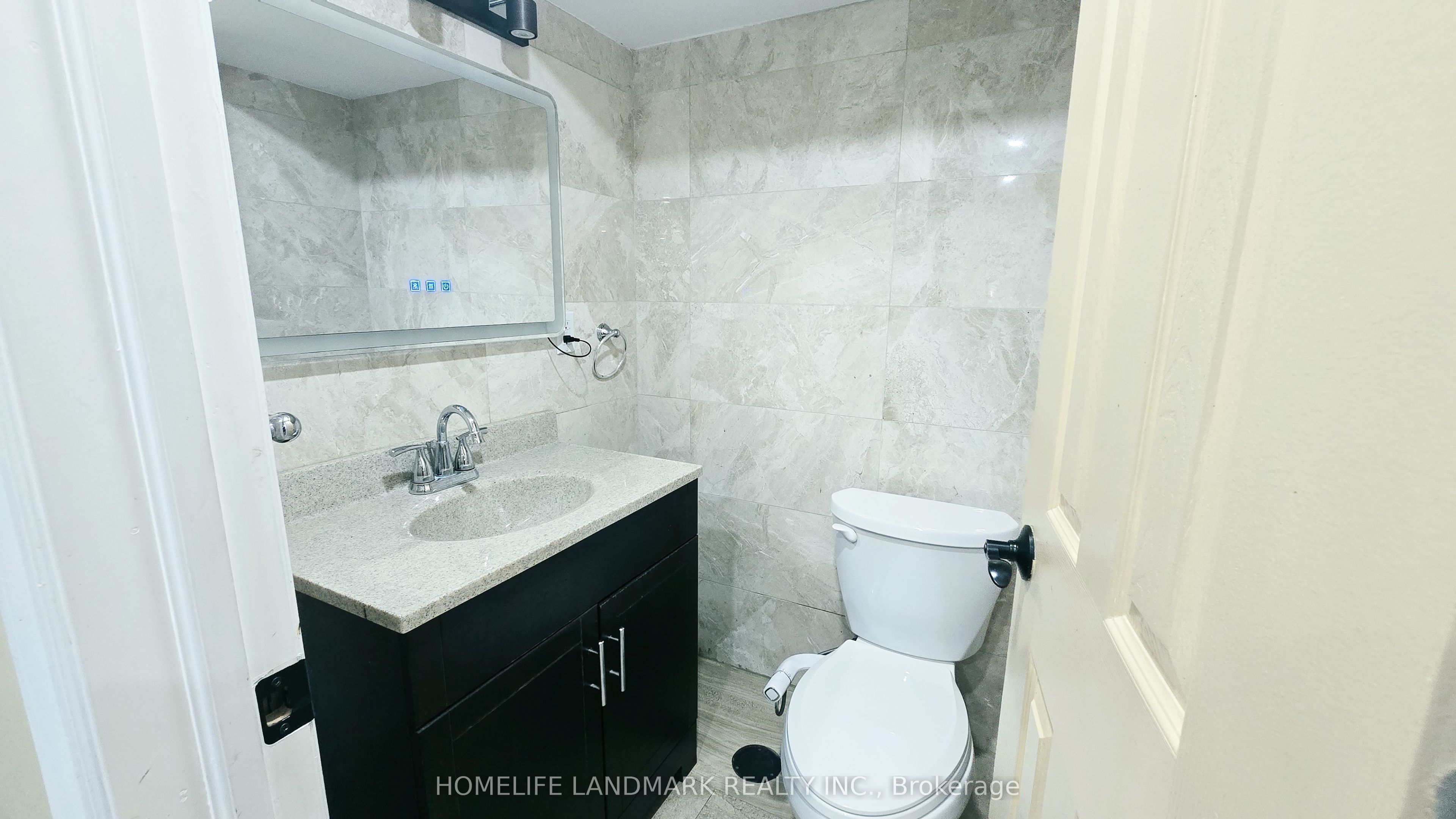 3226 Eglinton Avenue E Property Photo 42