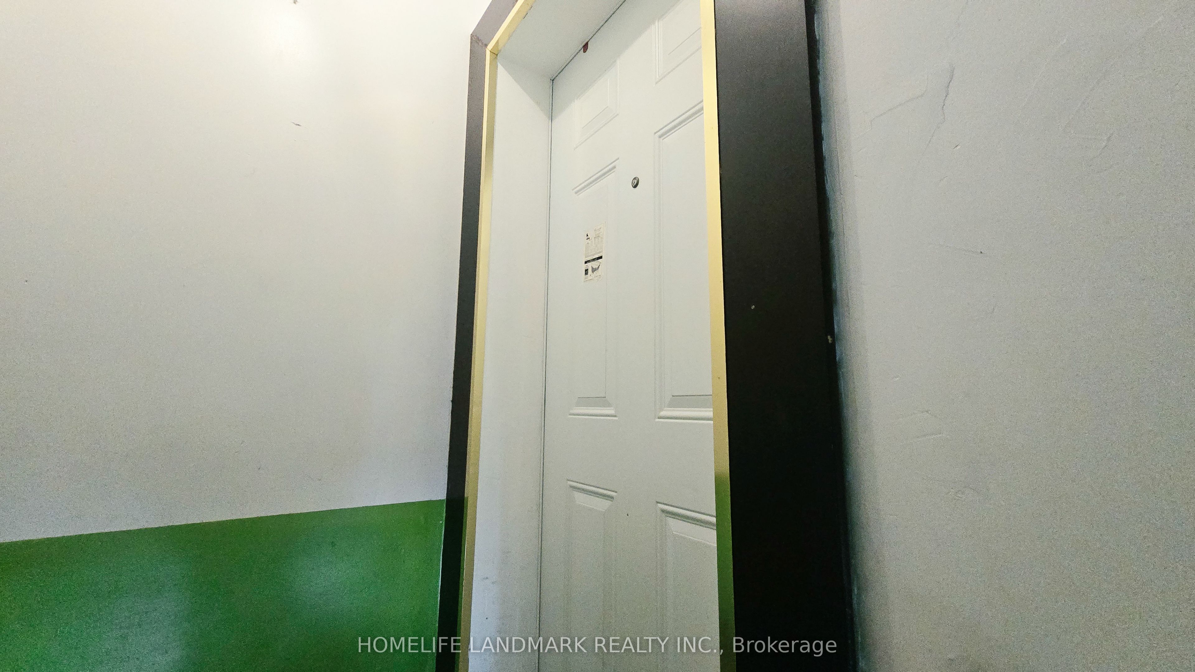 3226 Eglinton Avenue E Property Photo 46