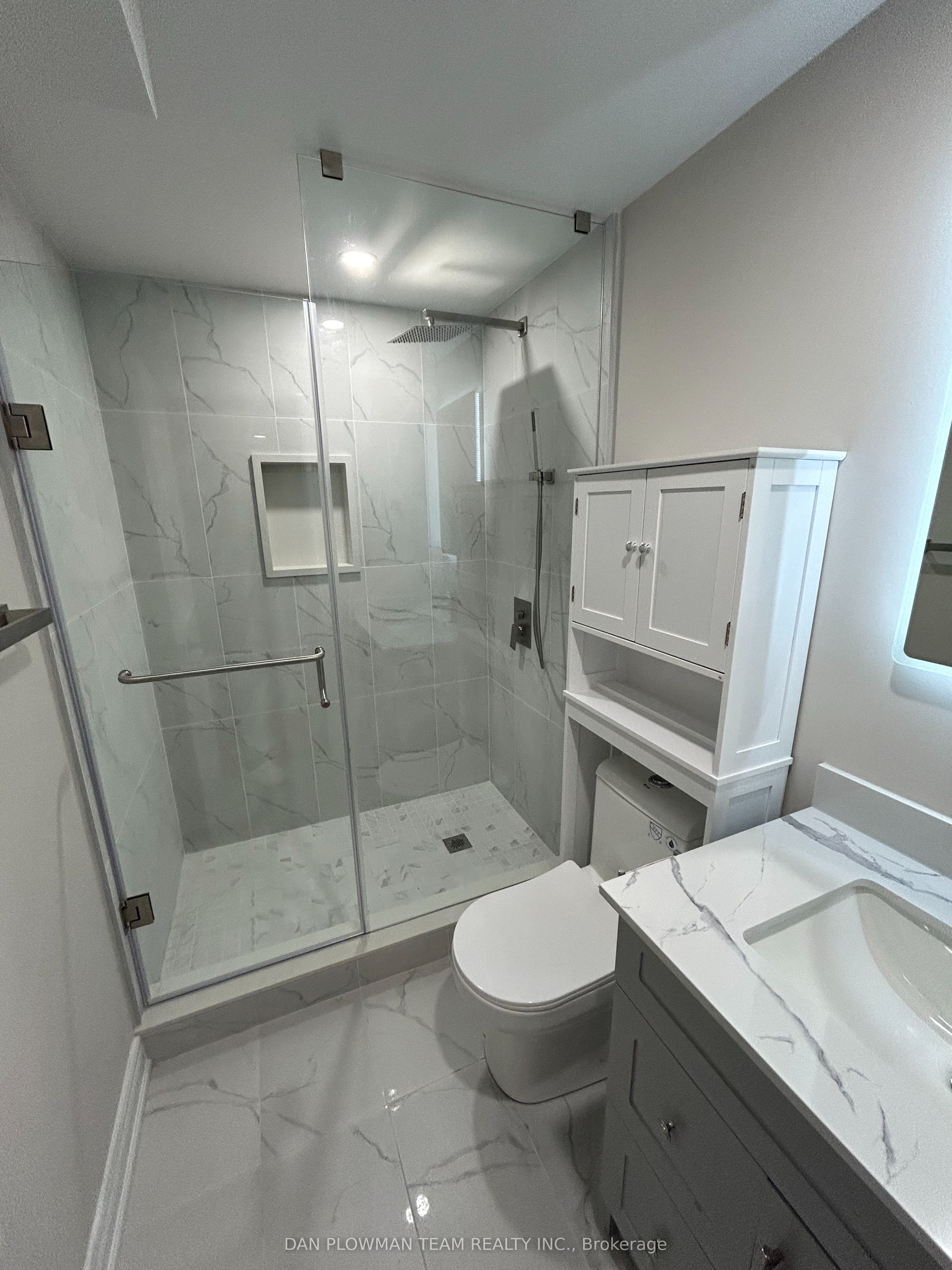 25 Roma Drive Bsmt Property Photo 17