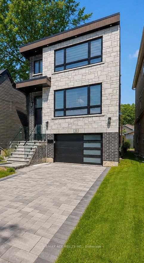 33 August Avenue Property Photo 1