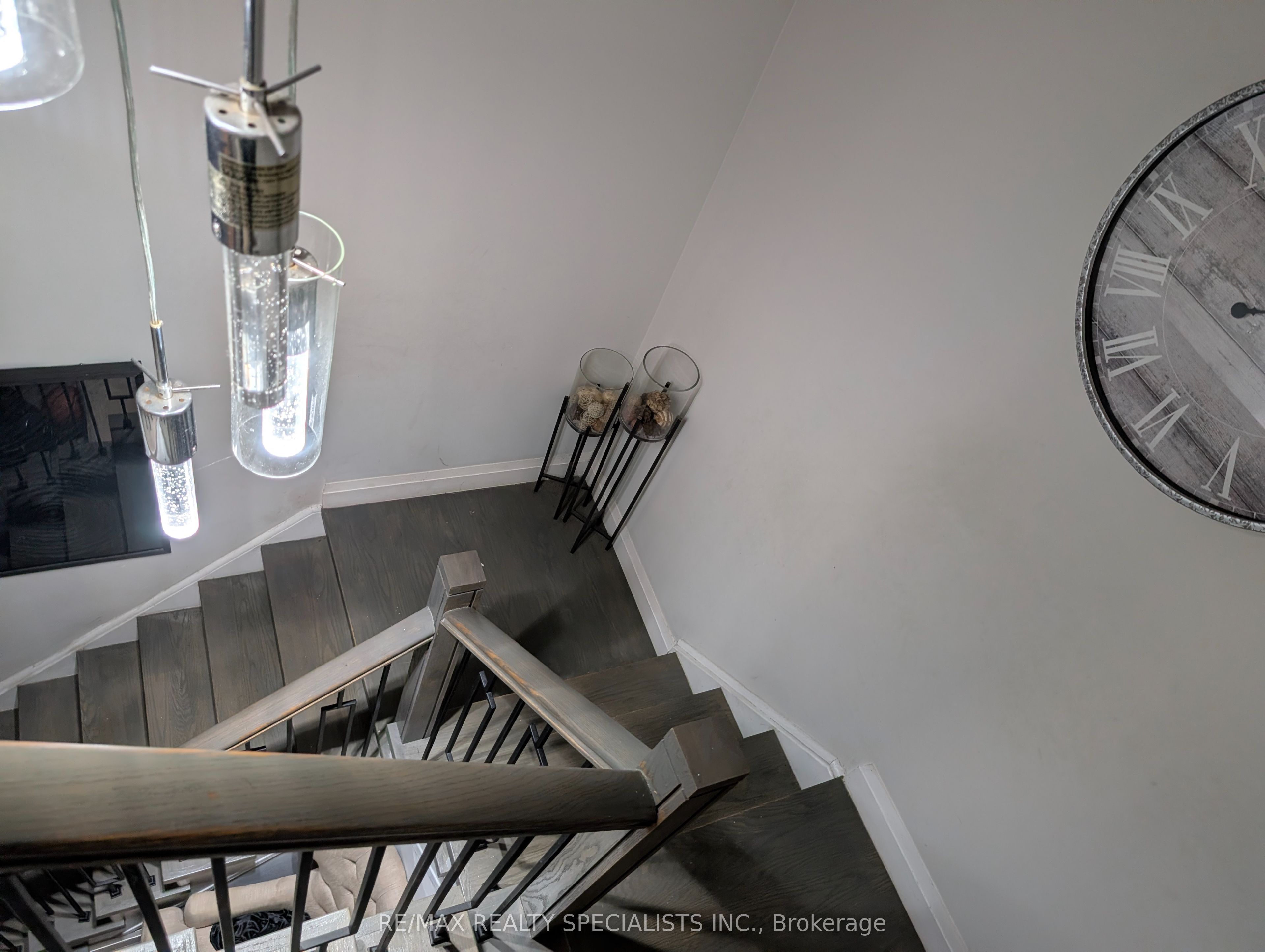 20 Thorp Crescent Property Photo 22