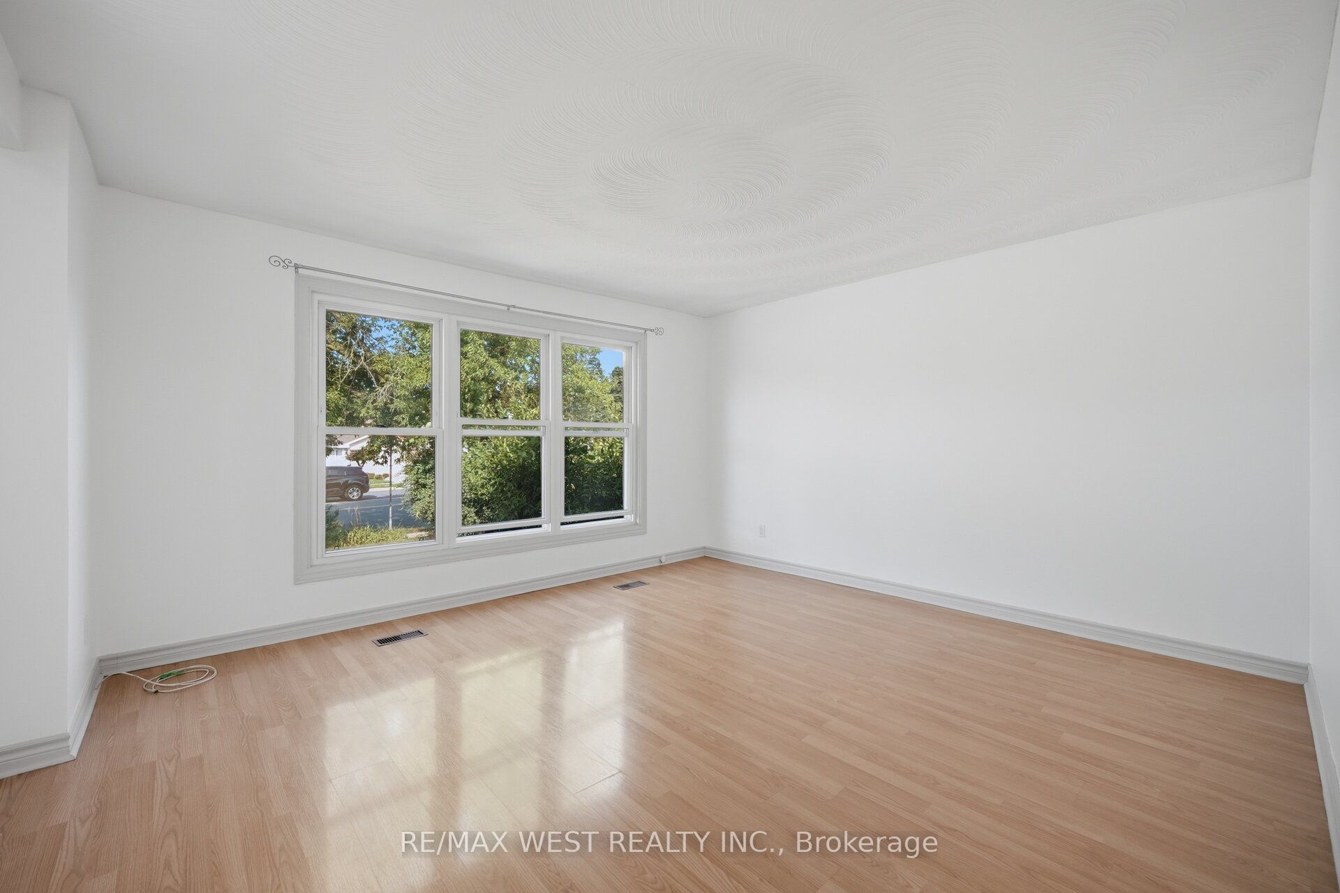 751 Meadowvale Road Property Photo 6