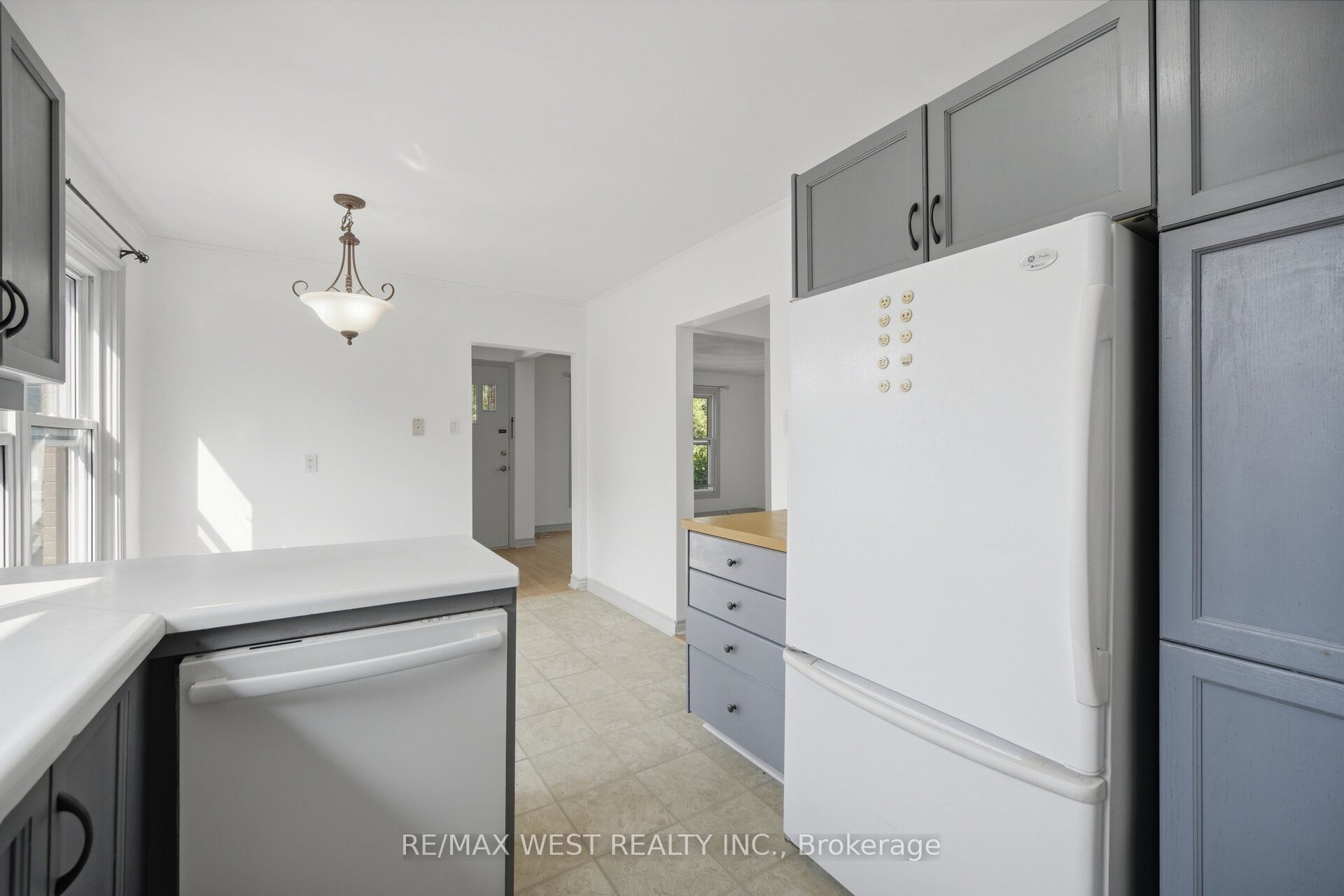 751 Meadowvale Road Property Photo 9