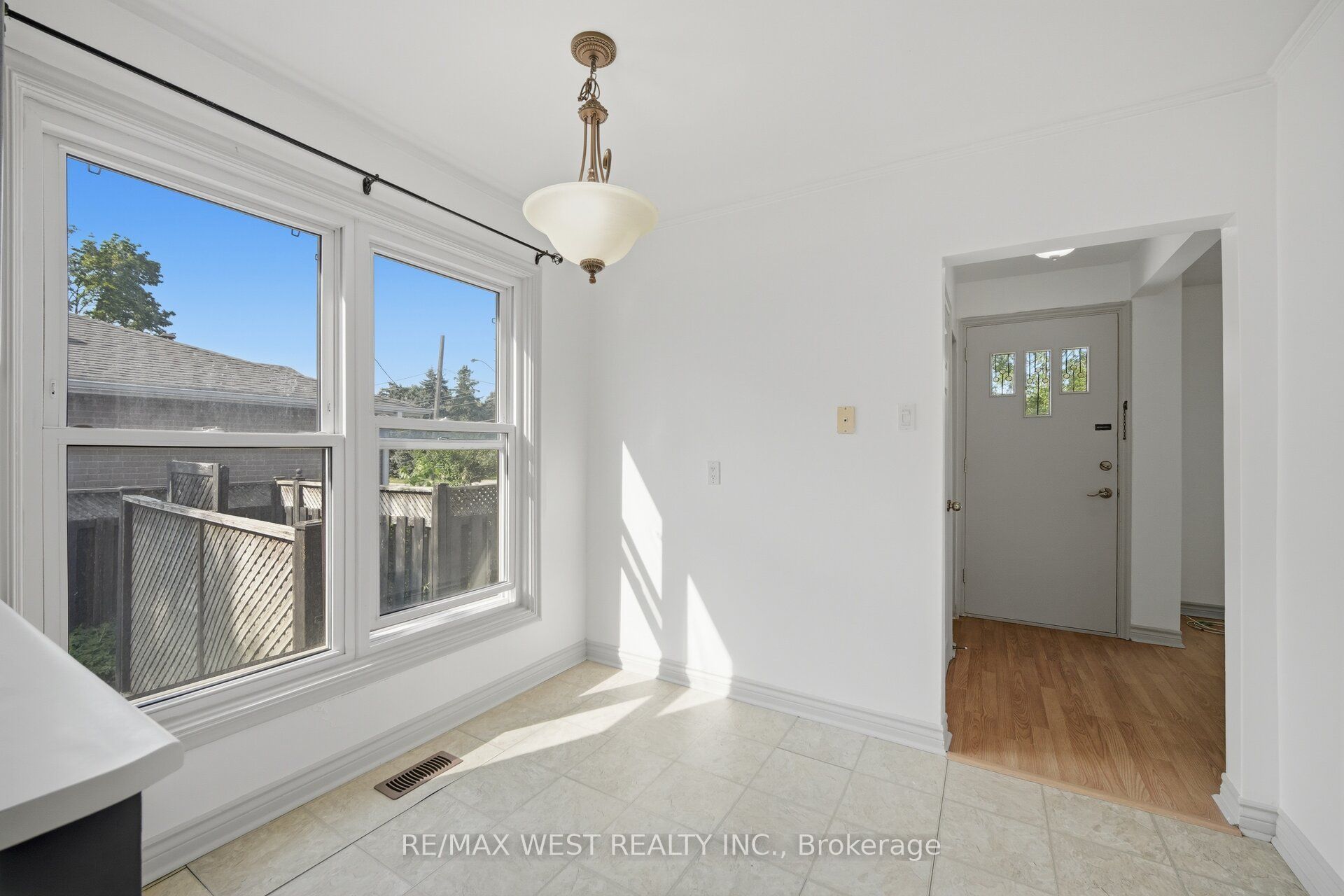 751 Meadowvale Road Property Photo 10