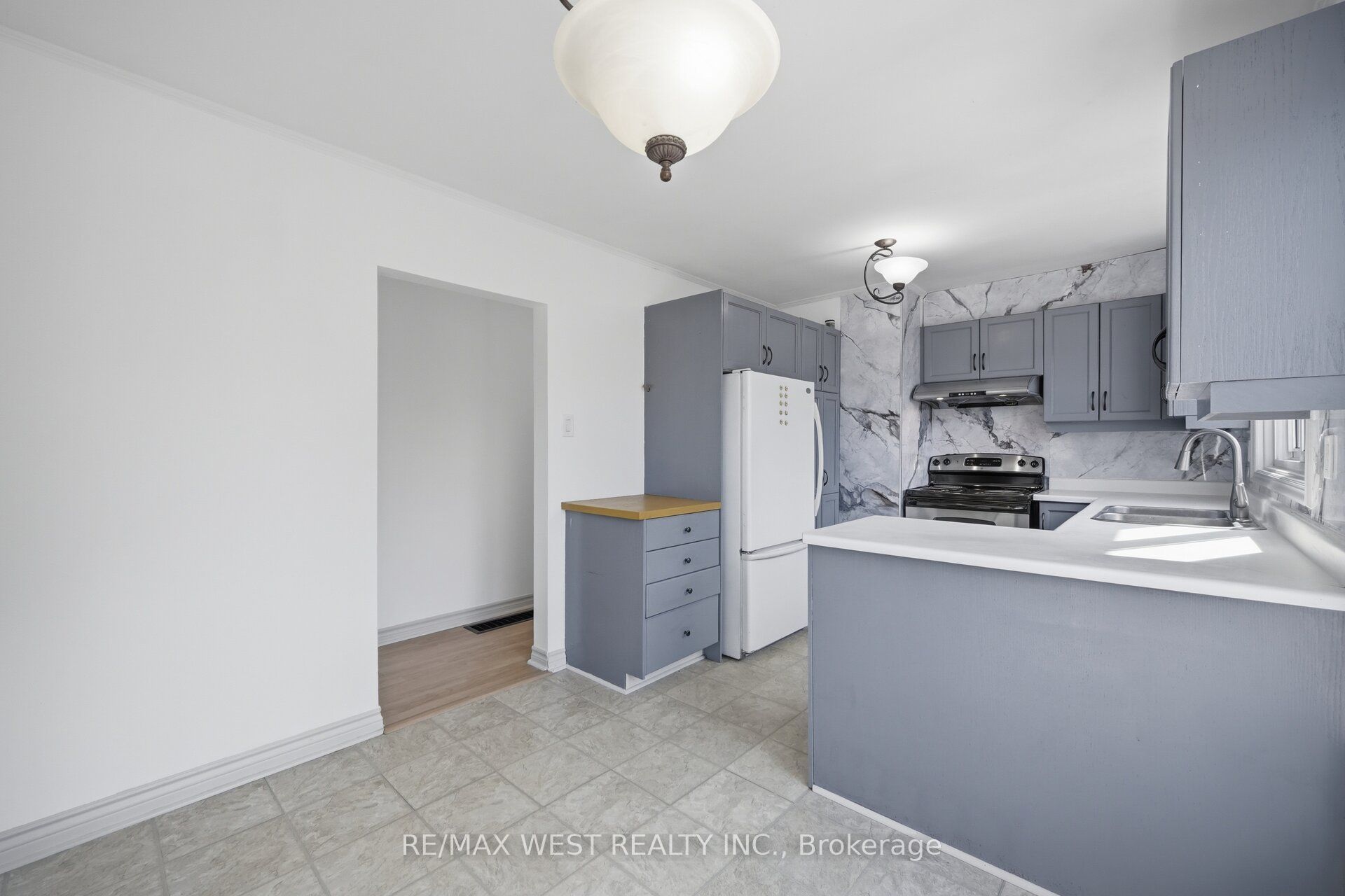 751 Meadowvale Road Property Photo 11