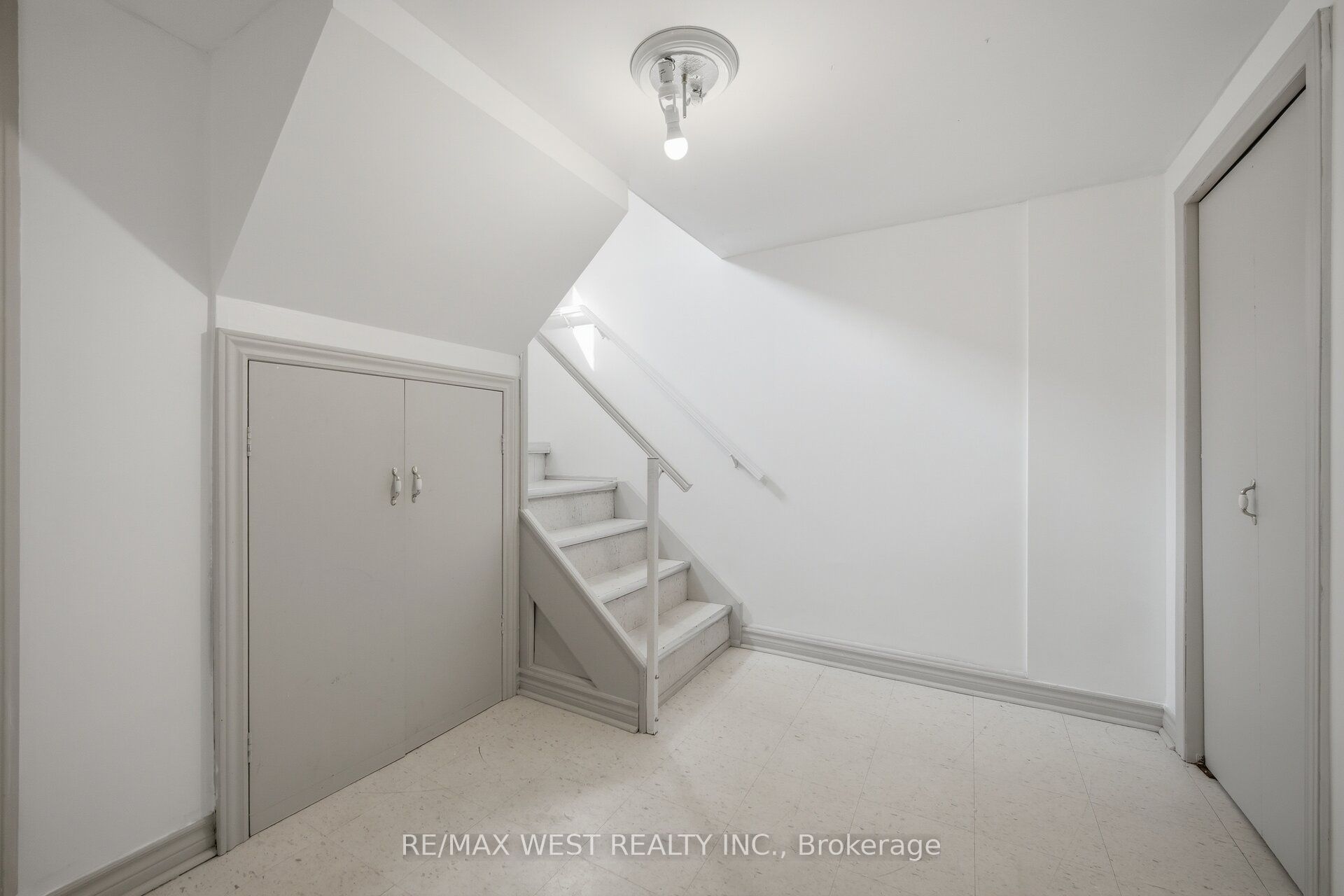 751 Meadowvale Road Property Photo 20