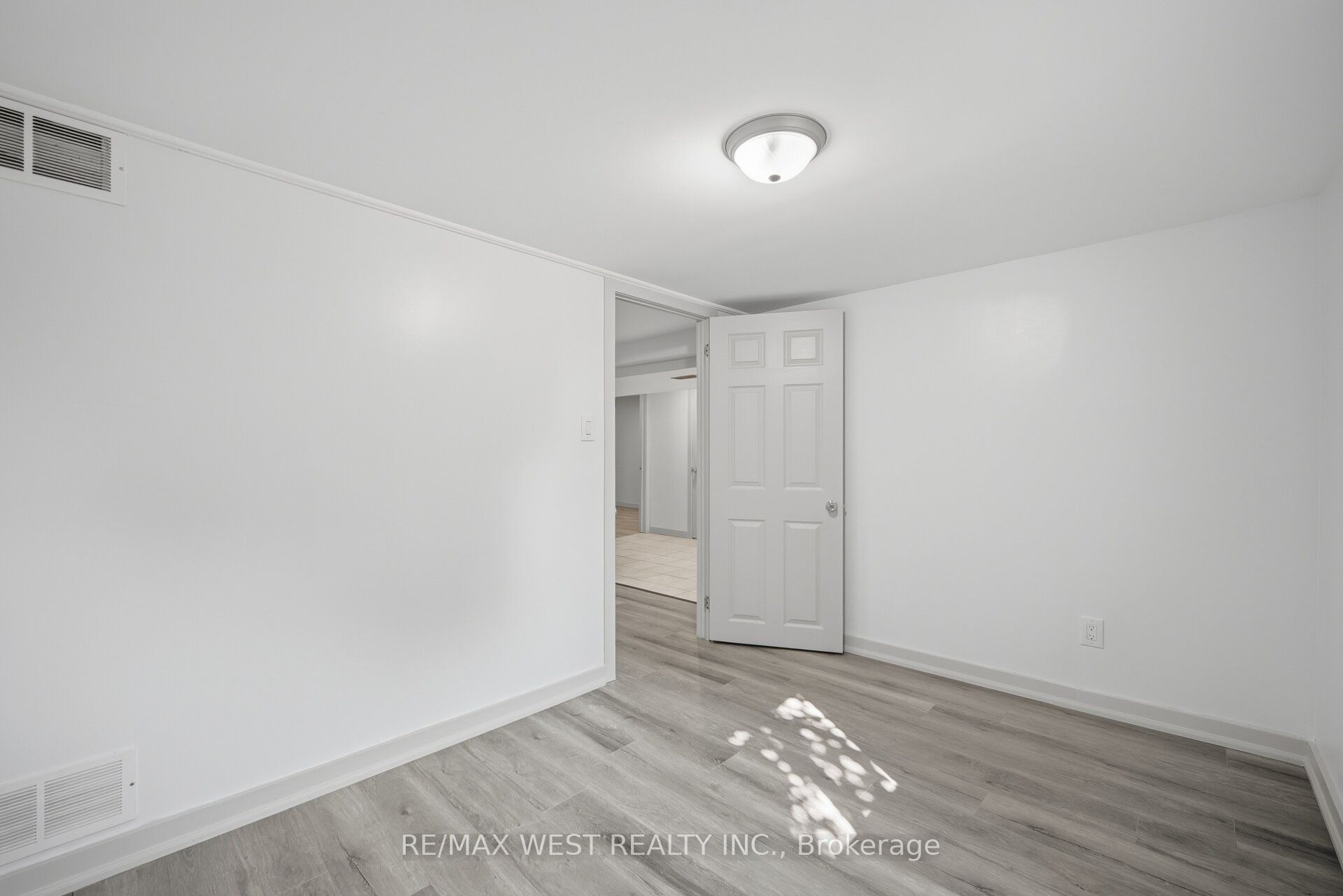 751 Meadowvale Road Property Photo 29