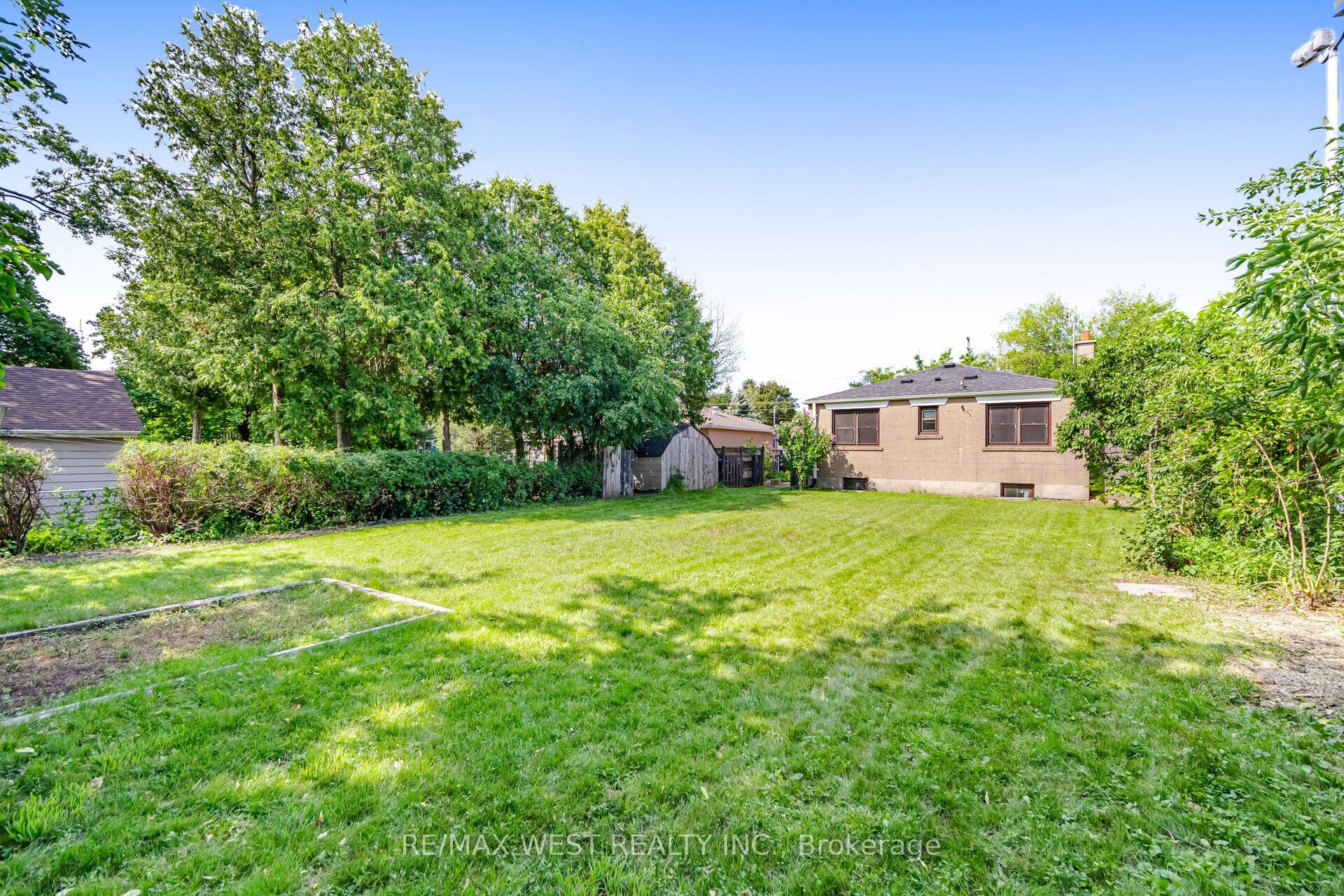 751 Meadowvale Road Property Photo 34