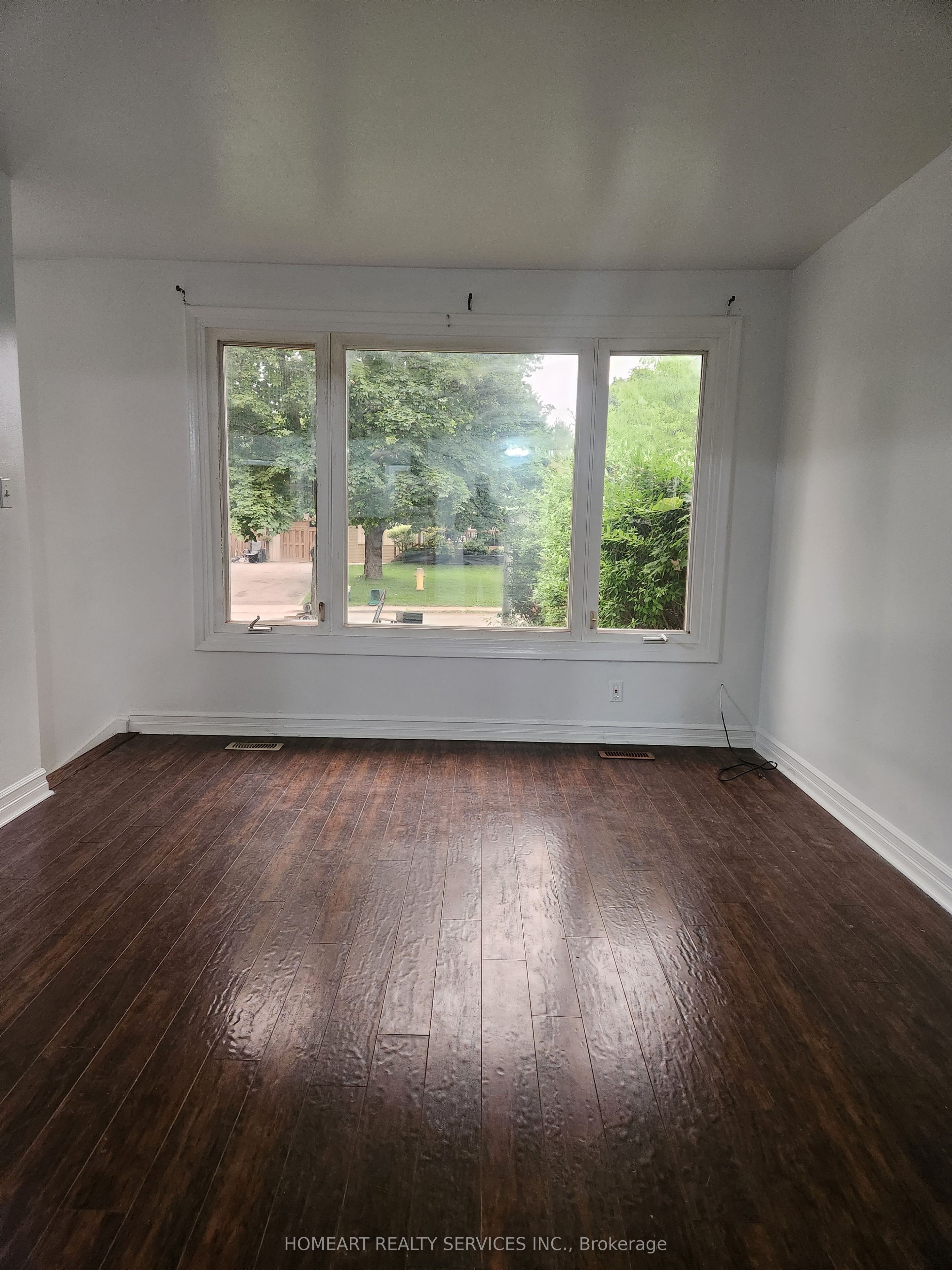 87 Tulloch Drive Property Photo 2
