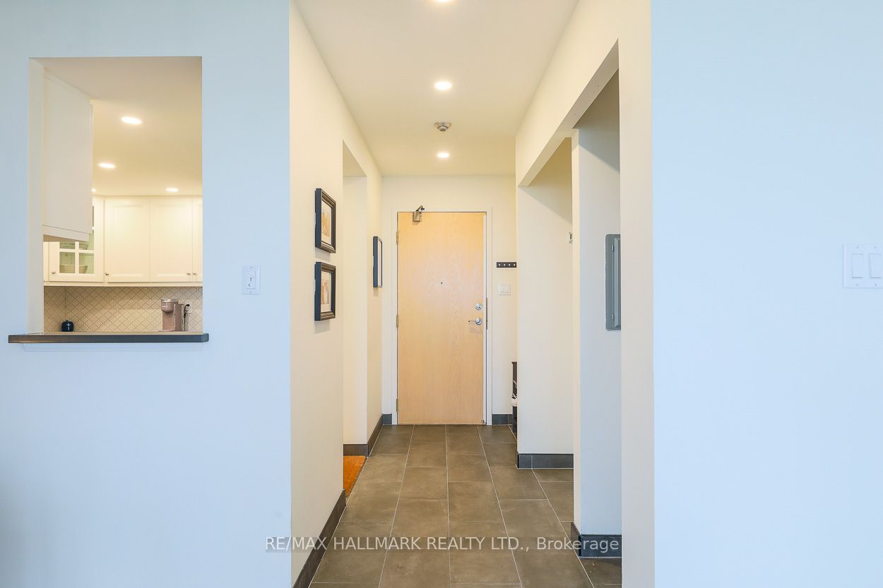 1 Greystone Walk Drive Ph83 Property Photo 4
