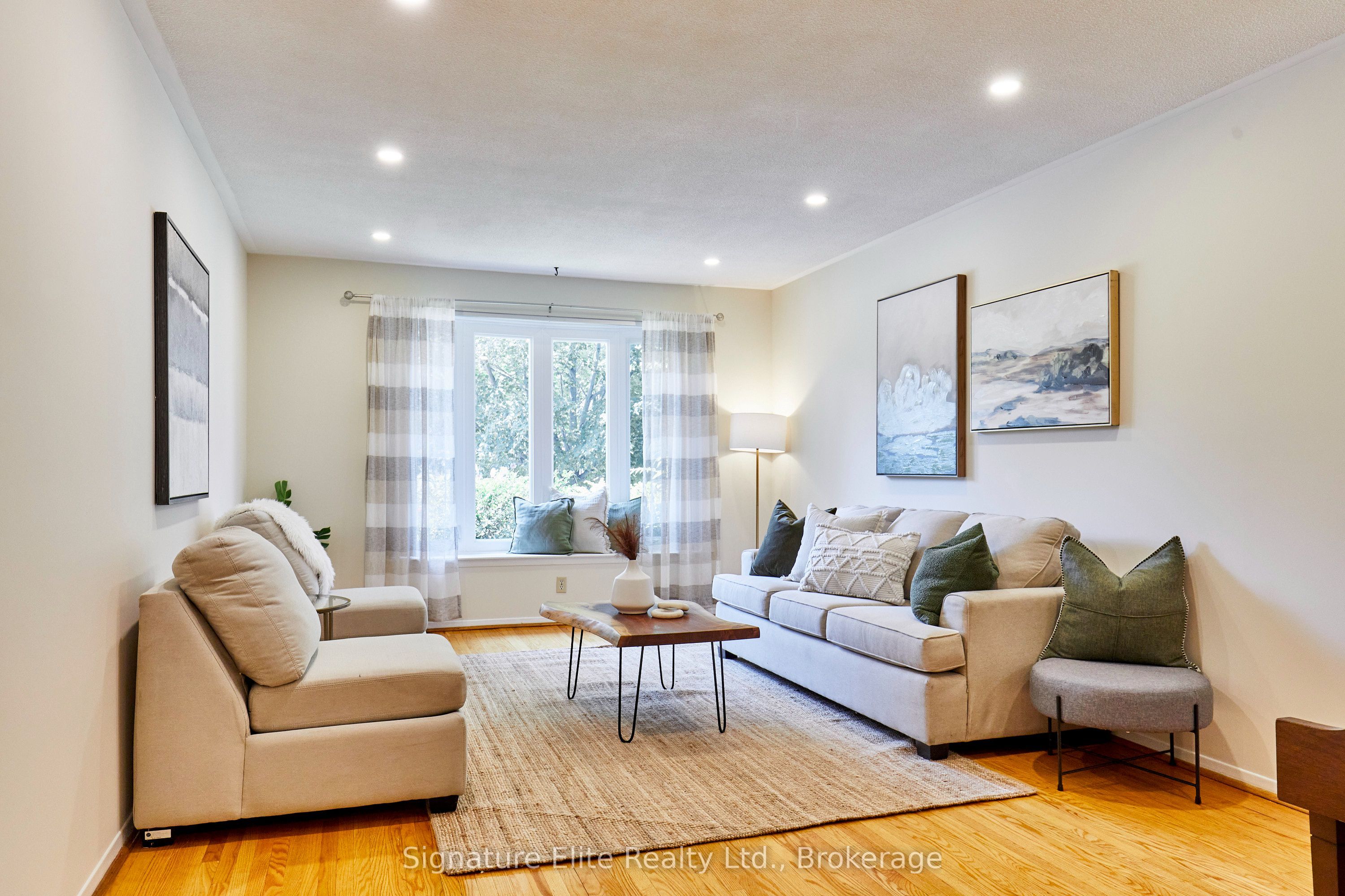 65 Merkley Square Property Photo 2