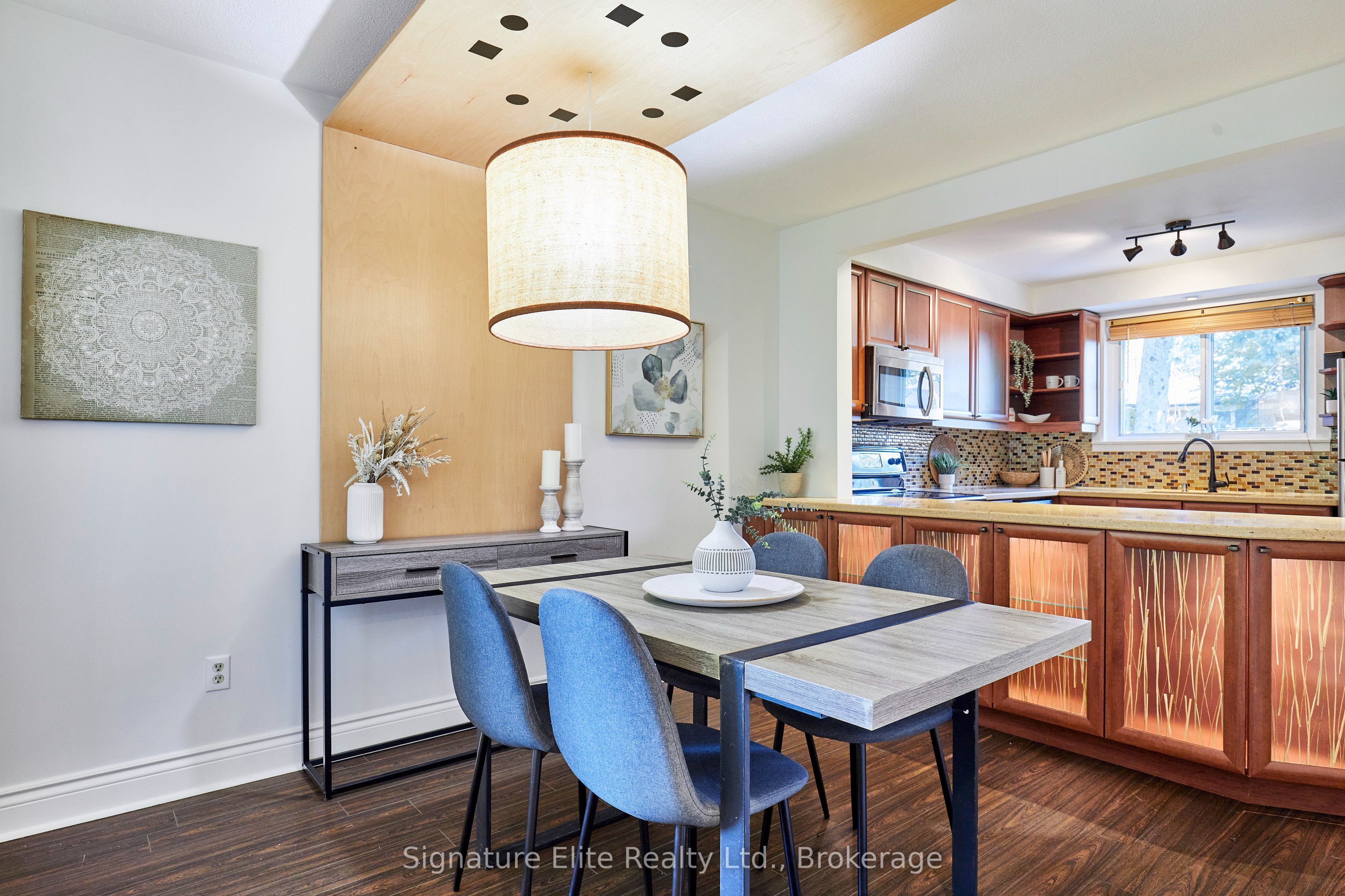 65 Merkley Square Property Photo 3