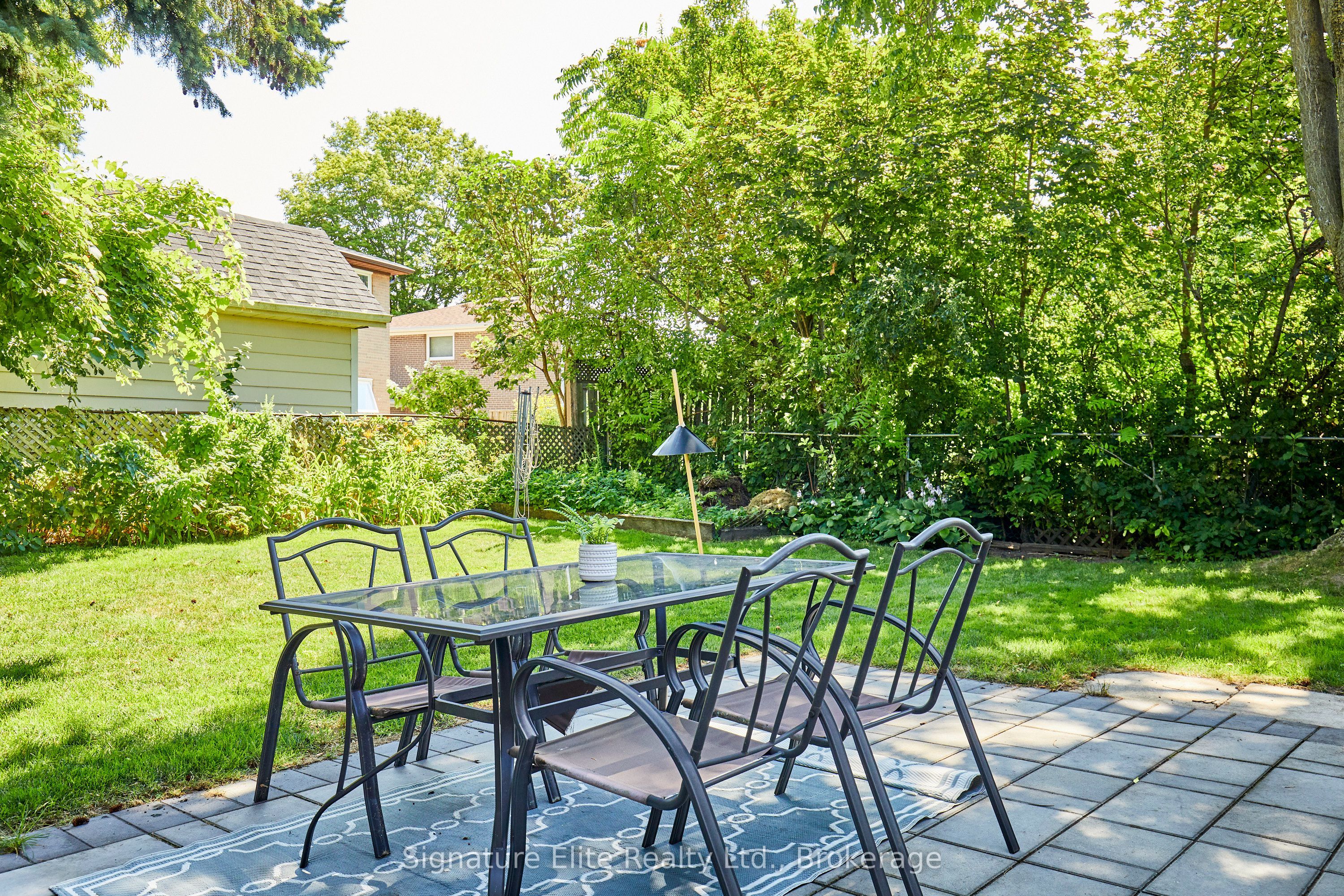 65 Merkley Square Property Photo 21