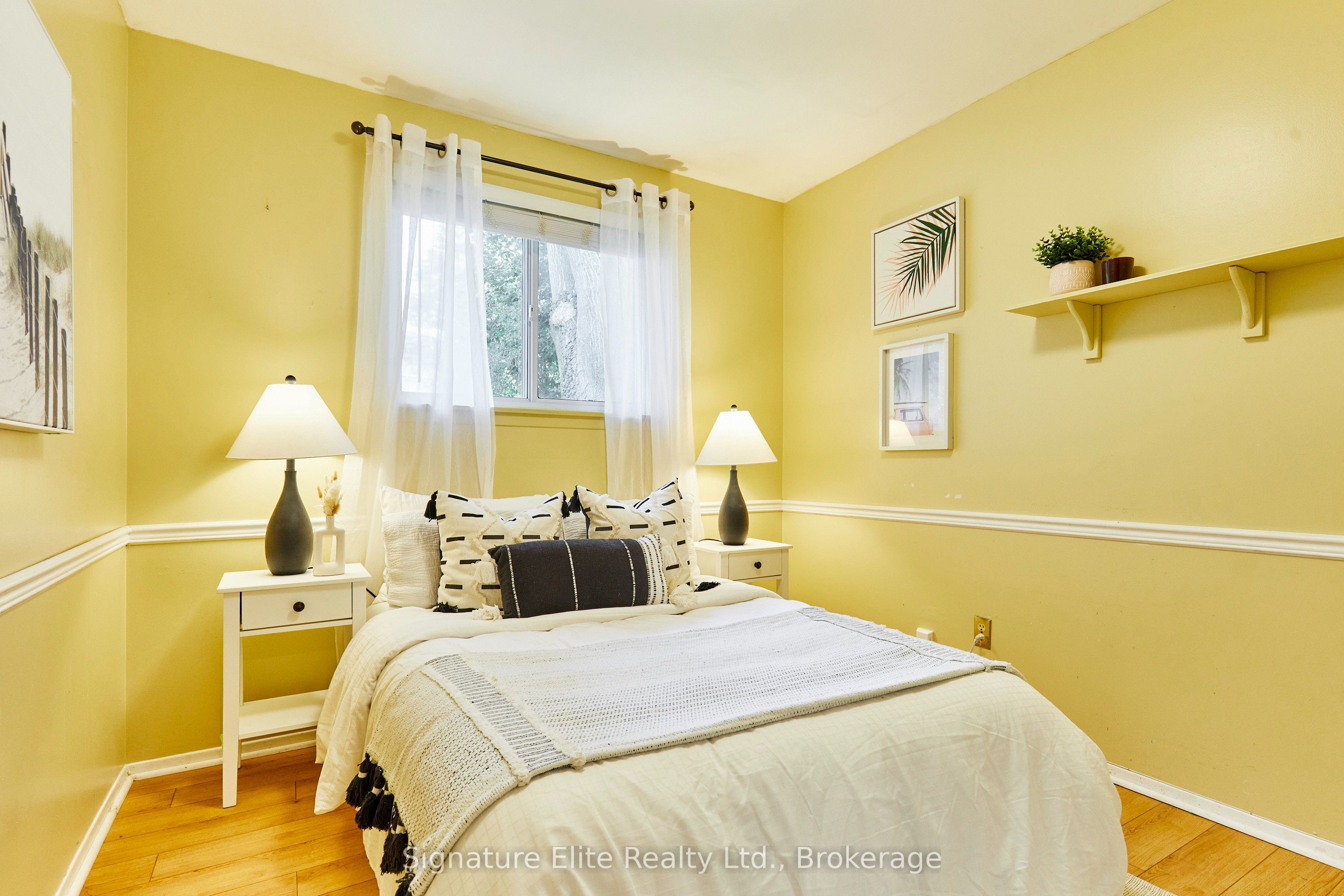 65 Merkley Square Property Photo 26