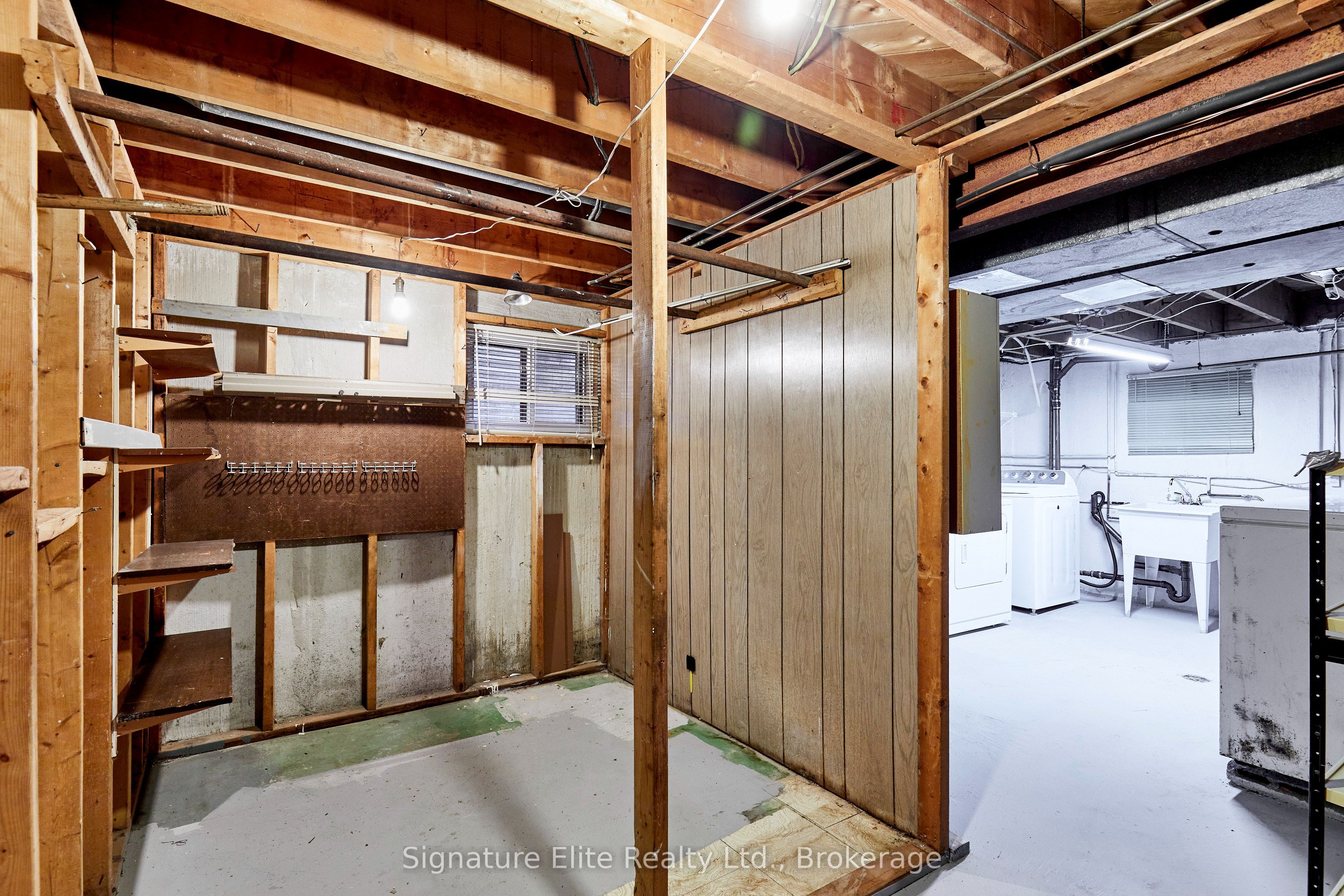 65 Merkley Square Property Photo 37