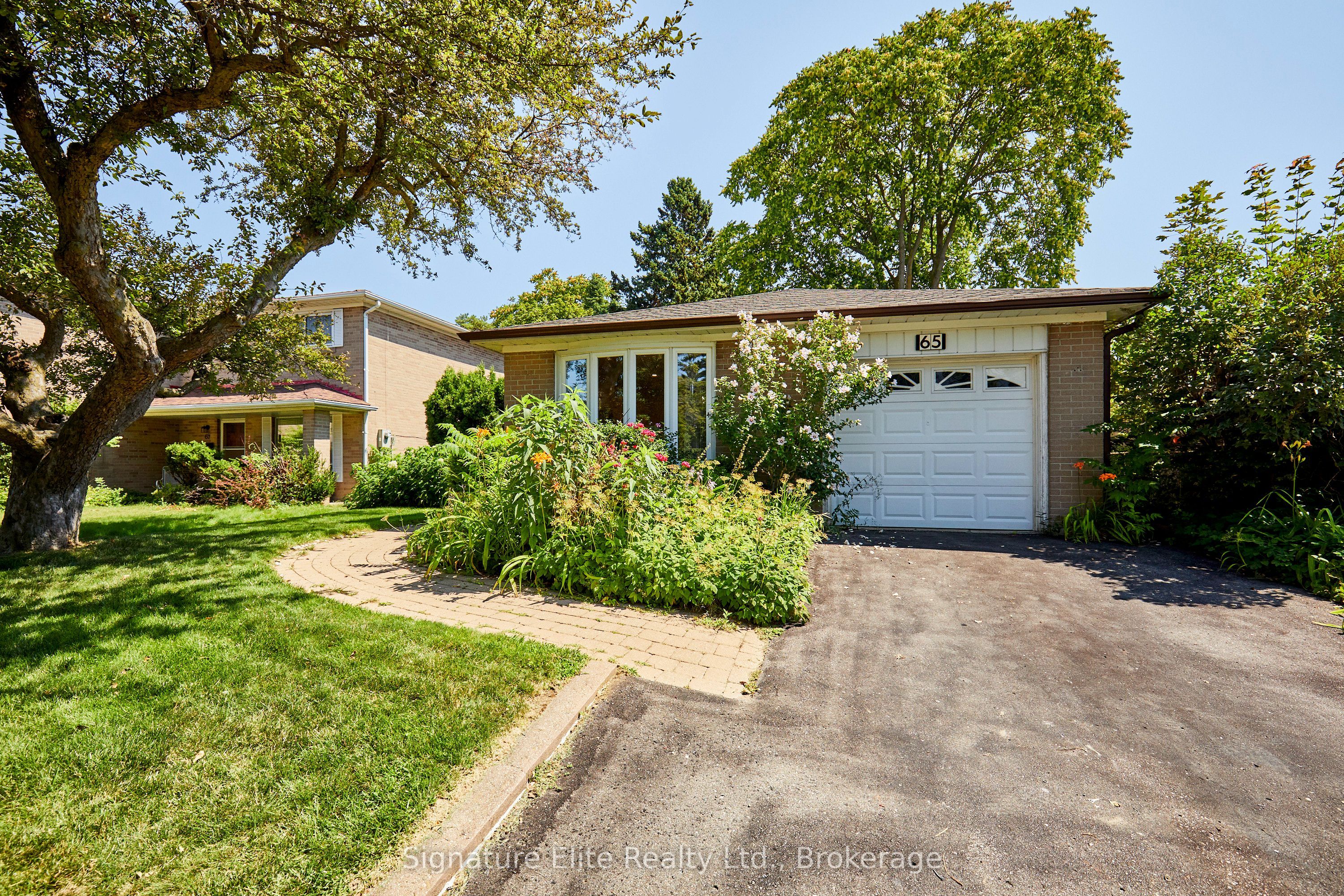 65 Merkley Square Property Photo 42