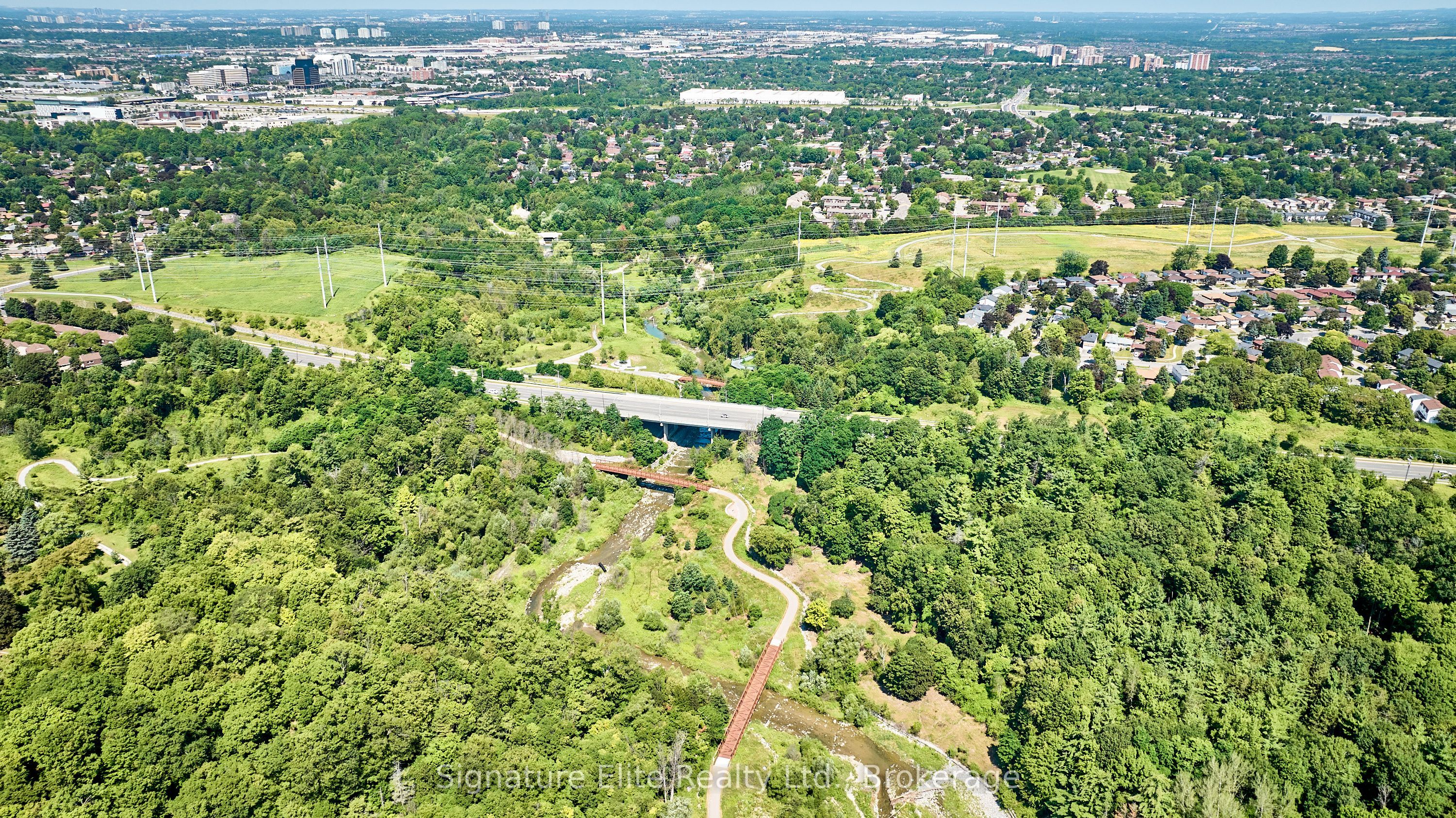 65 Merkley Square Property Photo 47