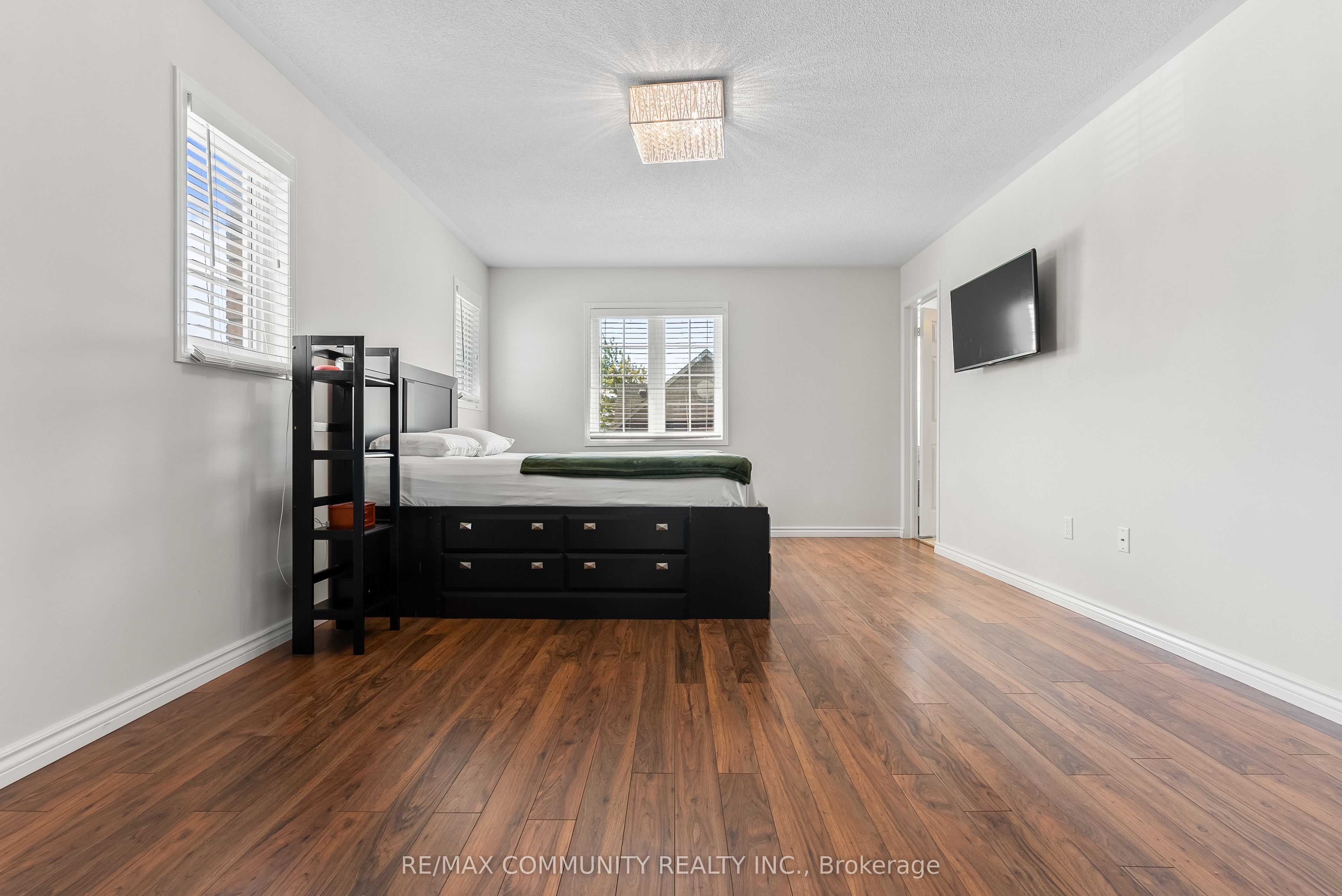 32 Bartolo Lane Property Photo 27