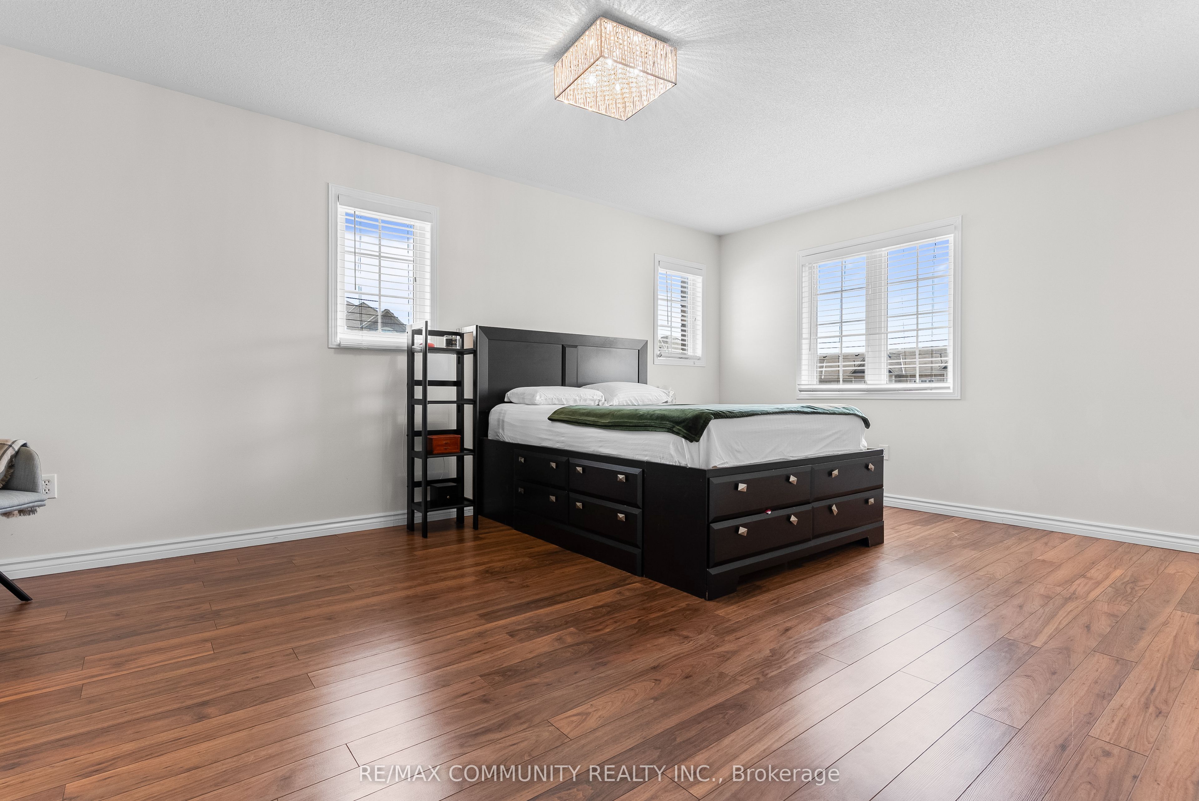 32 Bartolo Lane Property Photo 28