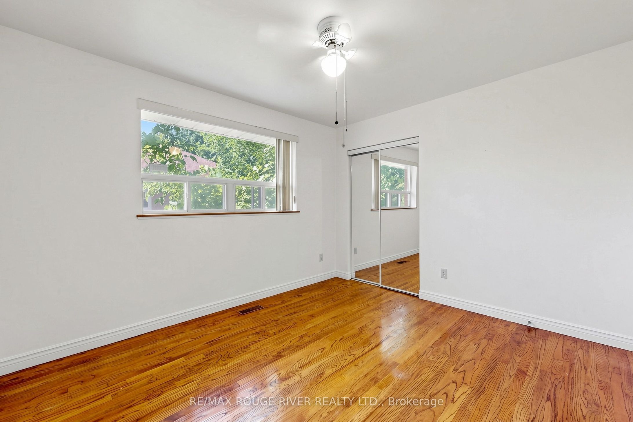 38 Lombardy Crescent Property Photo 15