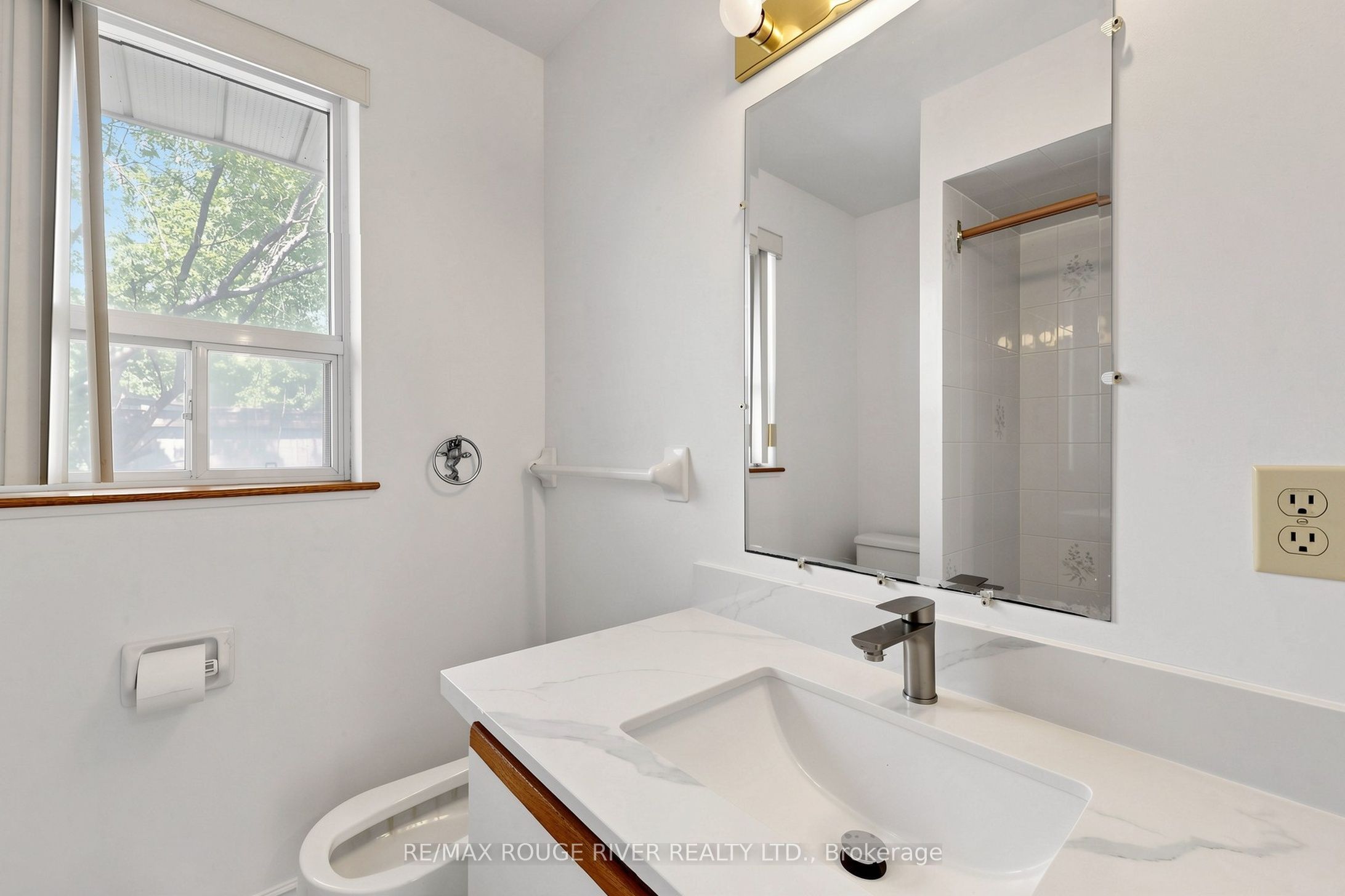 38 Lombardy Crescent Property Photo 24