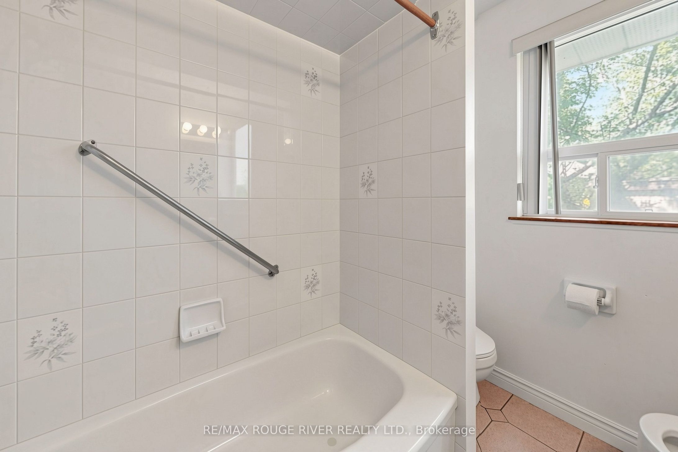 38 Lombardy Crescent Property Photo 25