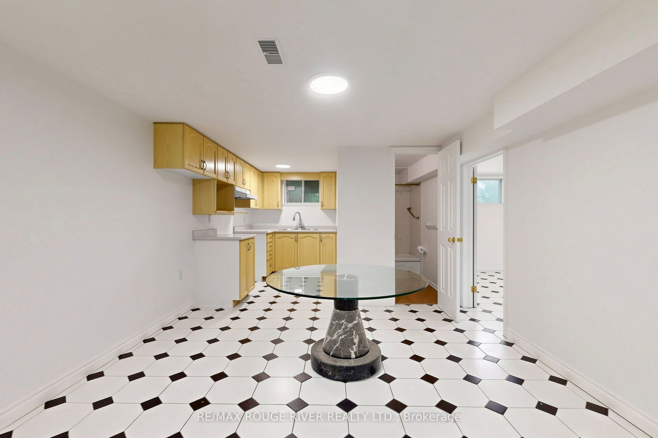 38 Lombardy Crescent Property Photo 32