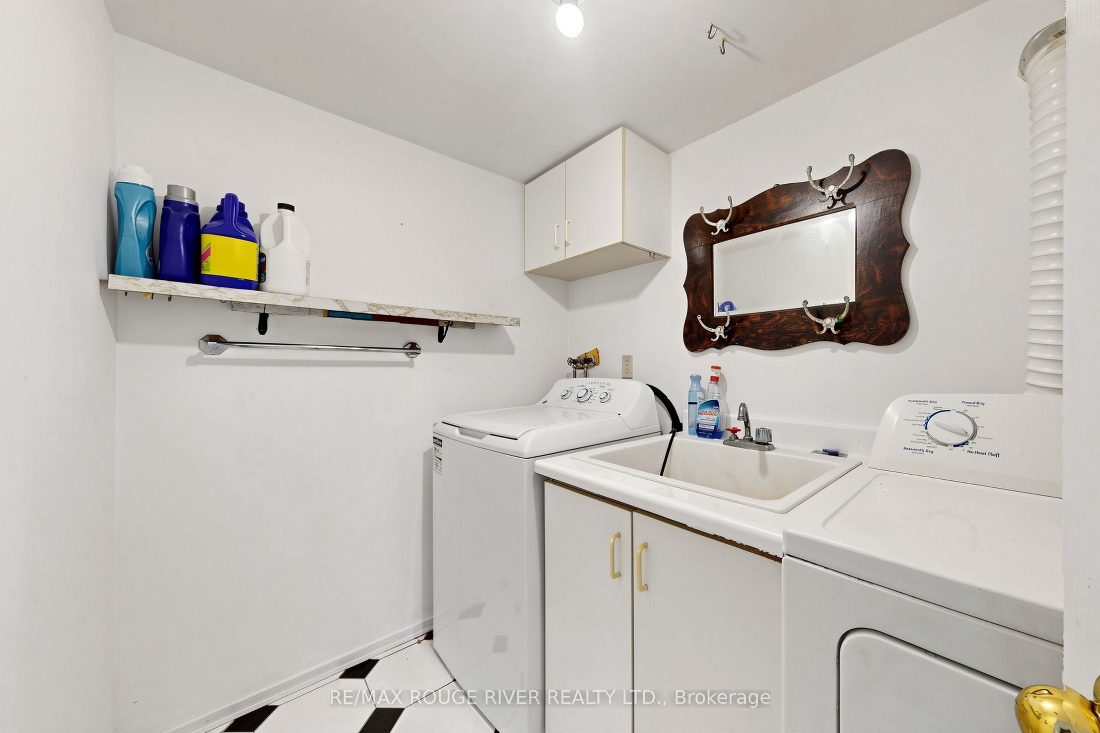 38 Lombardy Crescent Property Photo 40