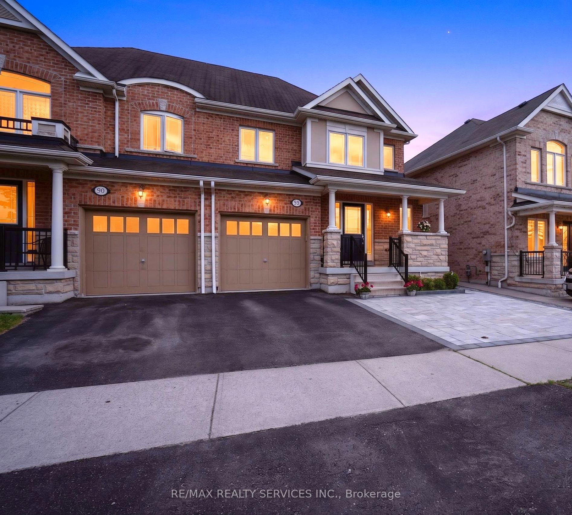 92 Snowling Drive Property Photo 1