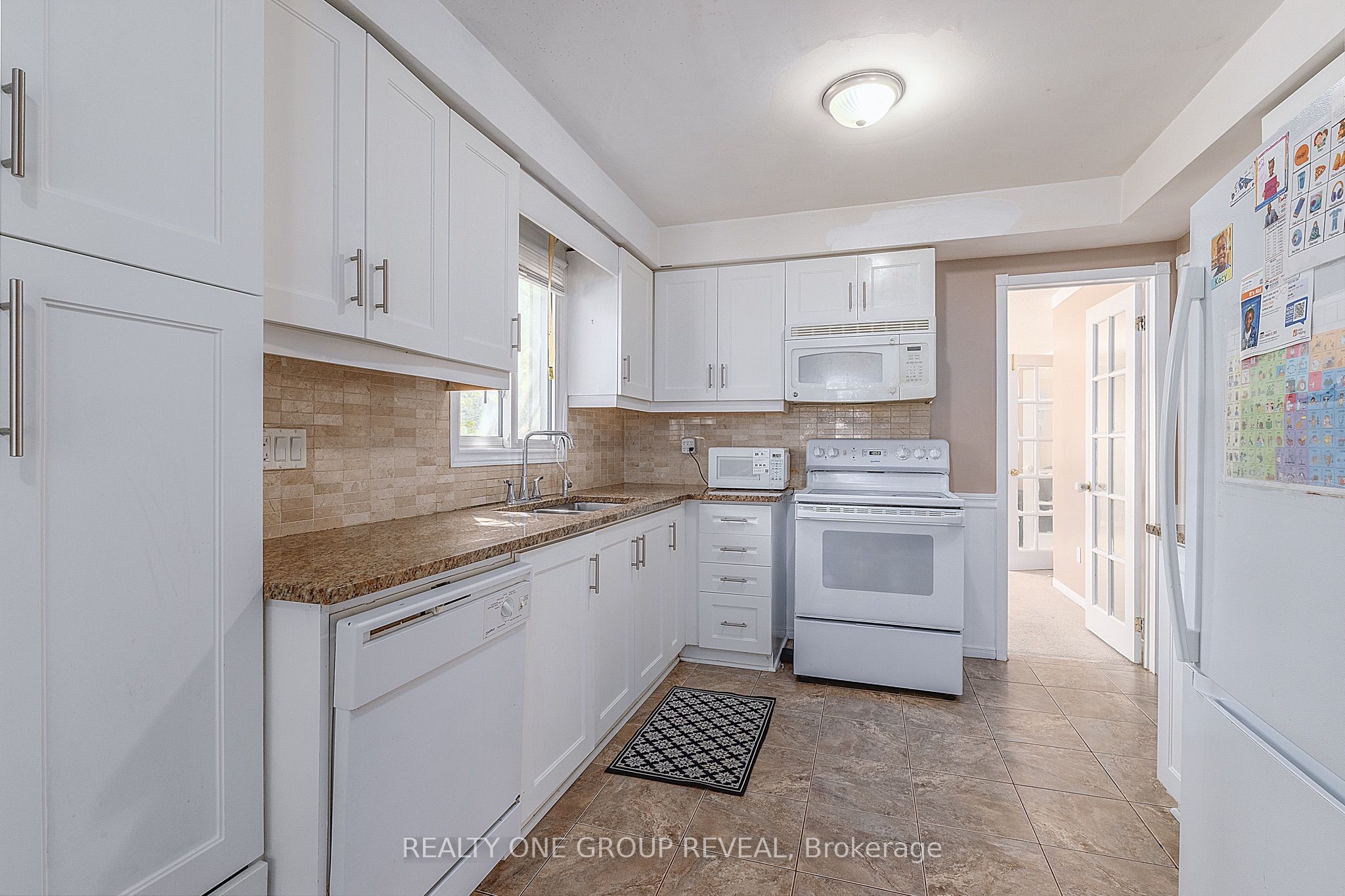 4 Stanford Crescent Property Photo 6