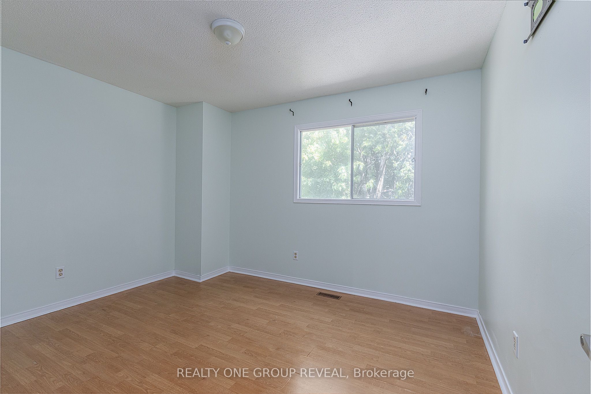 4 Stanford Crescent Property Photo 21