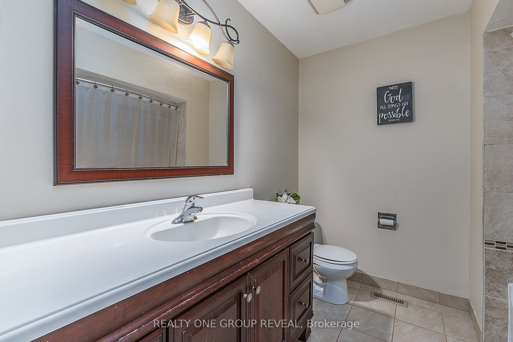 4 Stanford Crescent Property Photo 25