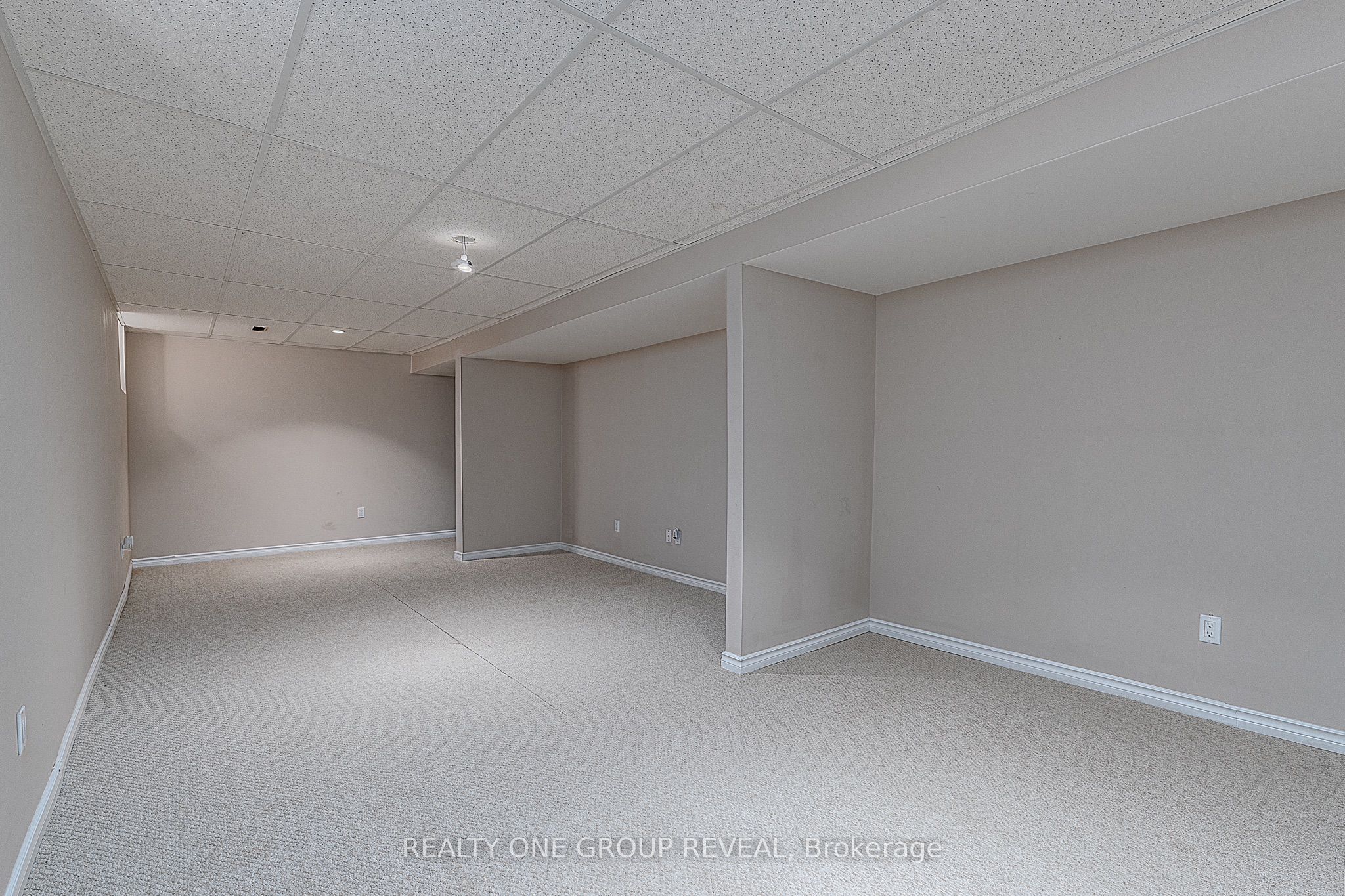 4 Stanford Crescent Property Photo 28