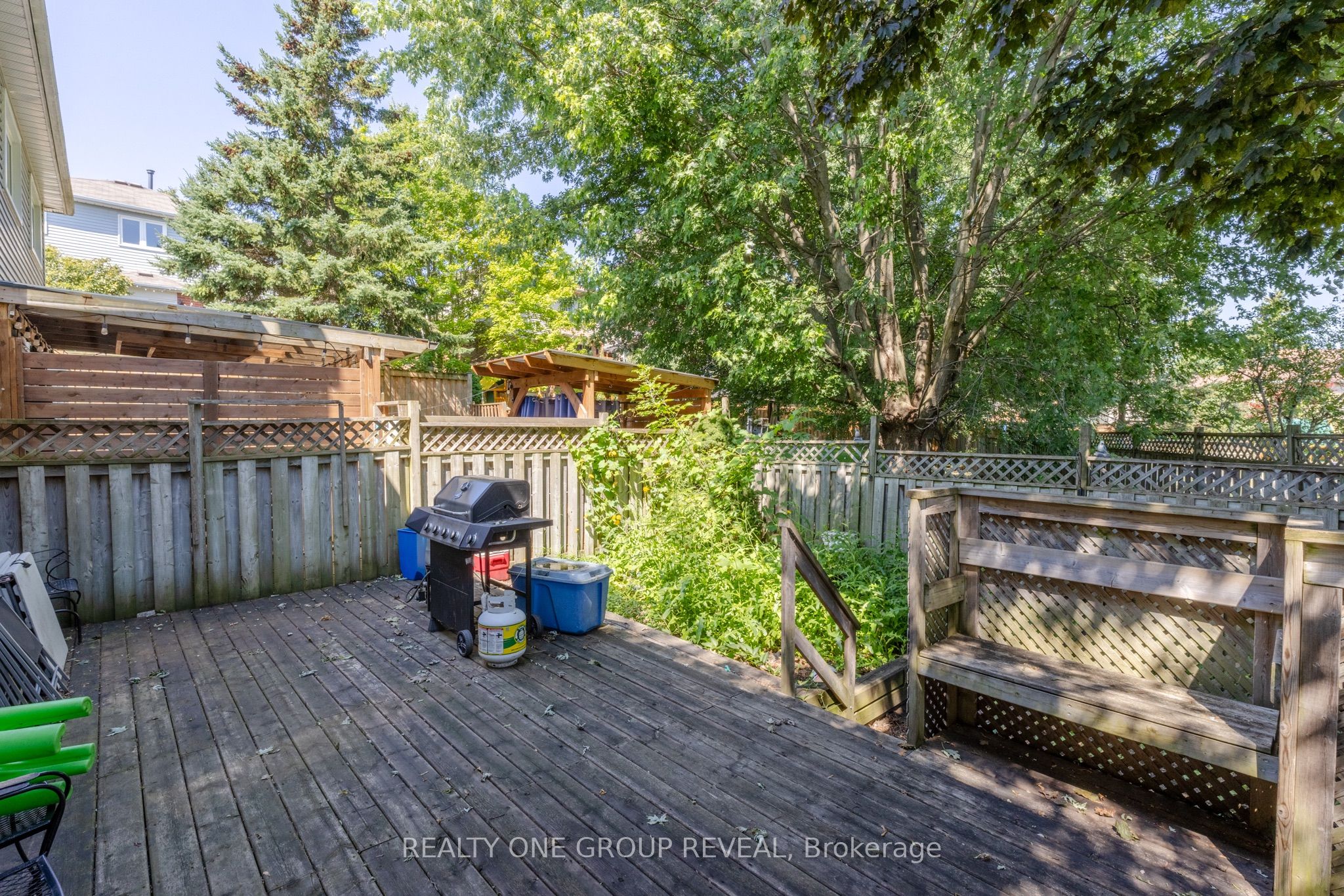4 Stanford Crescent Property Photo 29