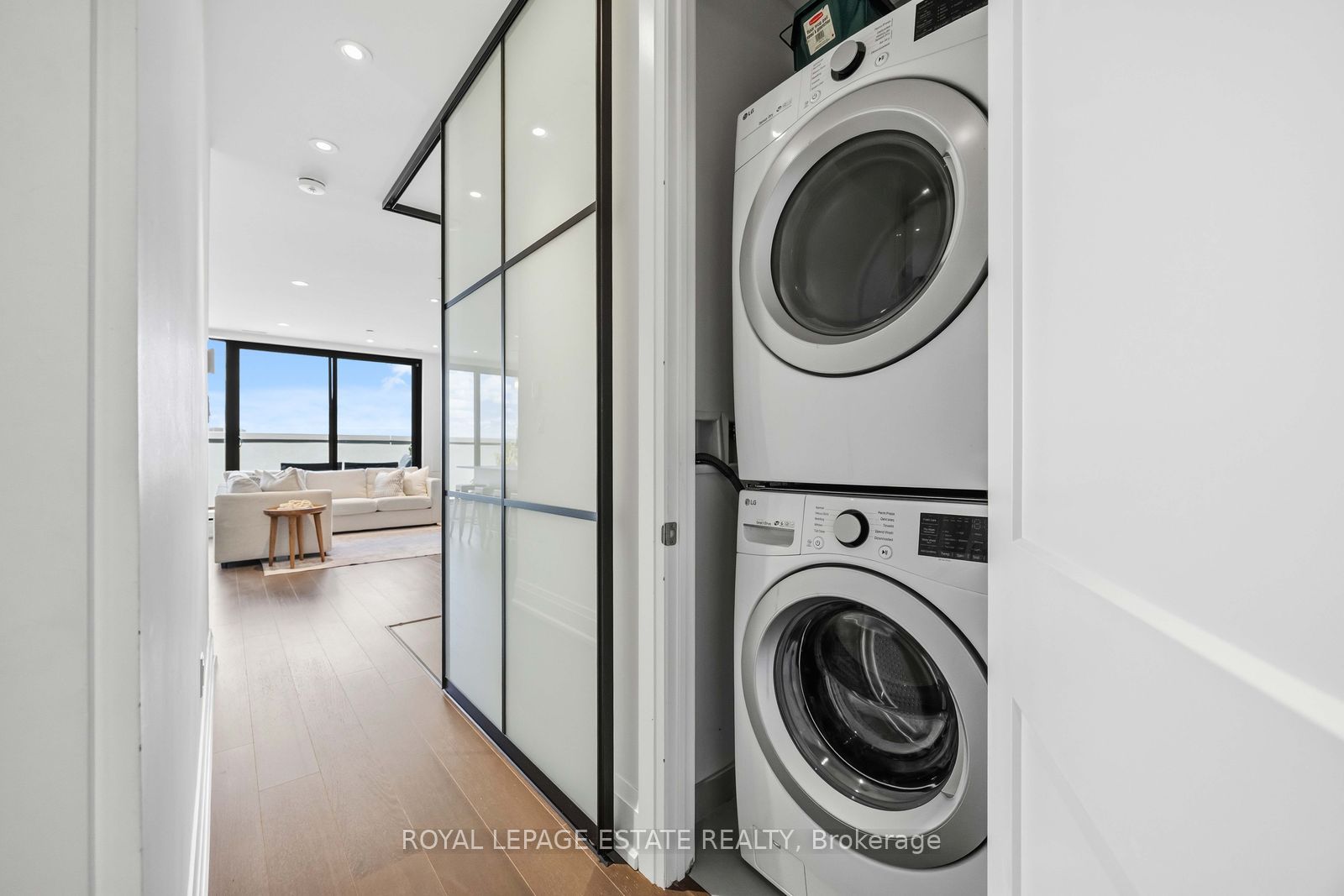 365 Beech Avenue 511 Property Photo 12