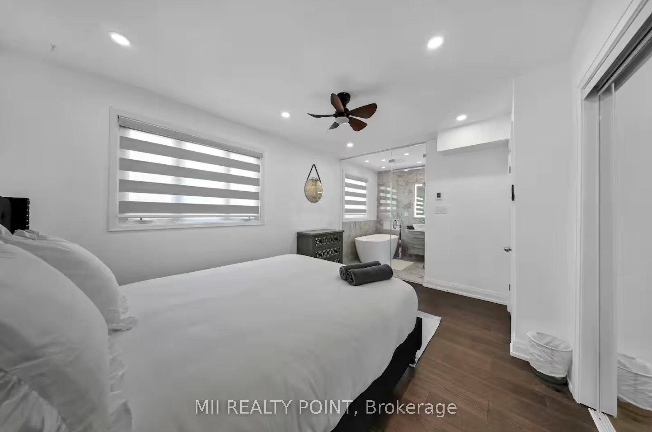 49 Manderley Drive Main Property Photo 13