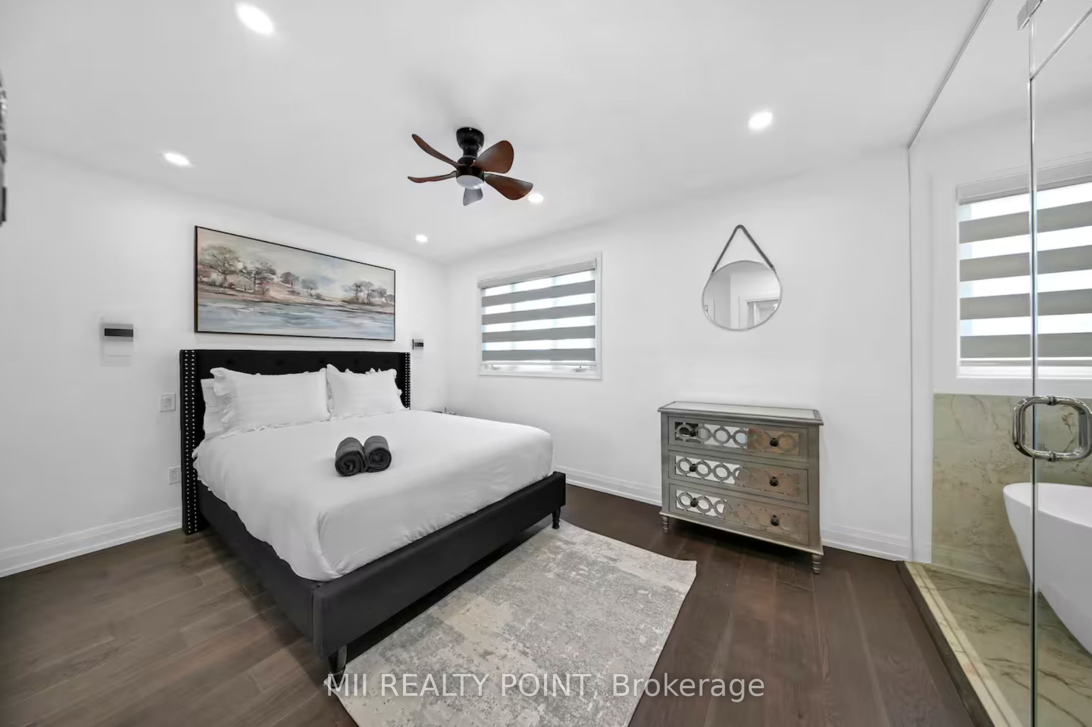 49 Manderley Drive Main Property Photo 14