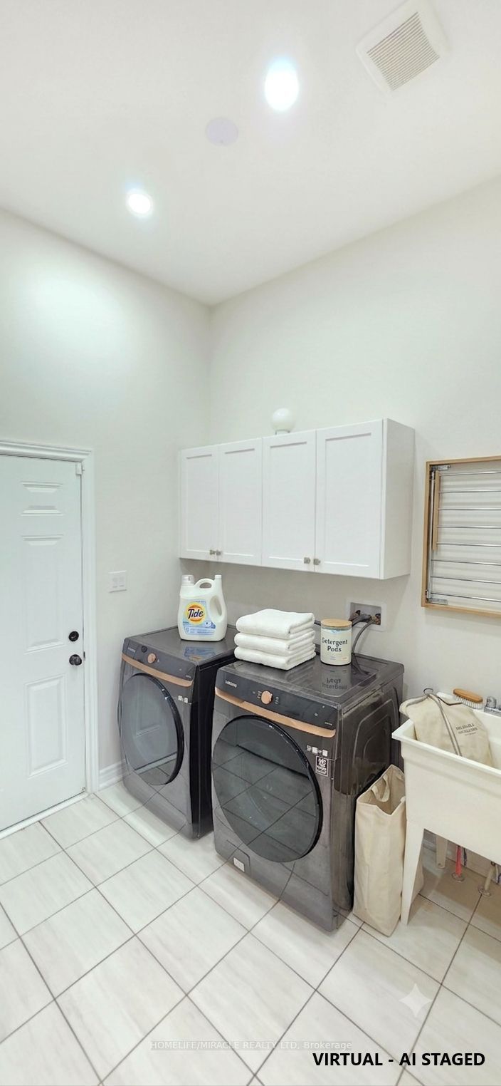 12 Thelma Drive Property Photo 16