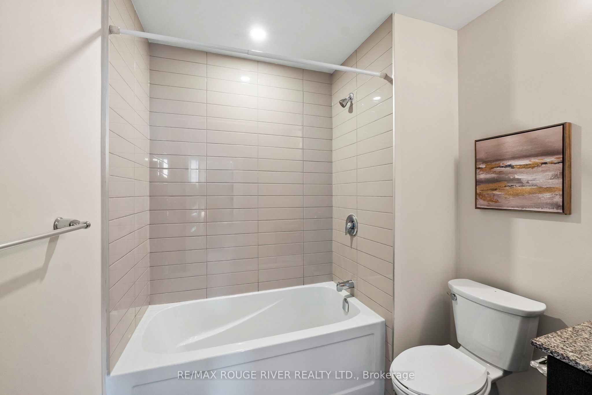 109 King Avenue E 607 Property Photo 28