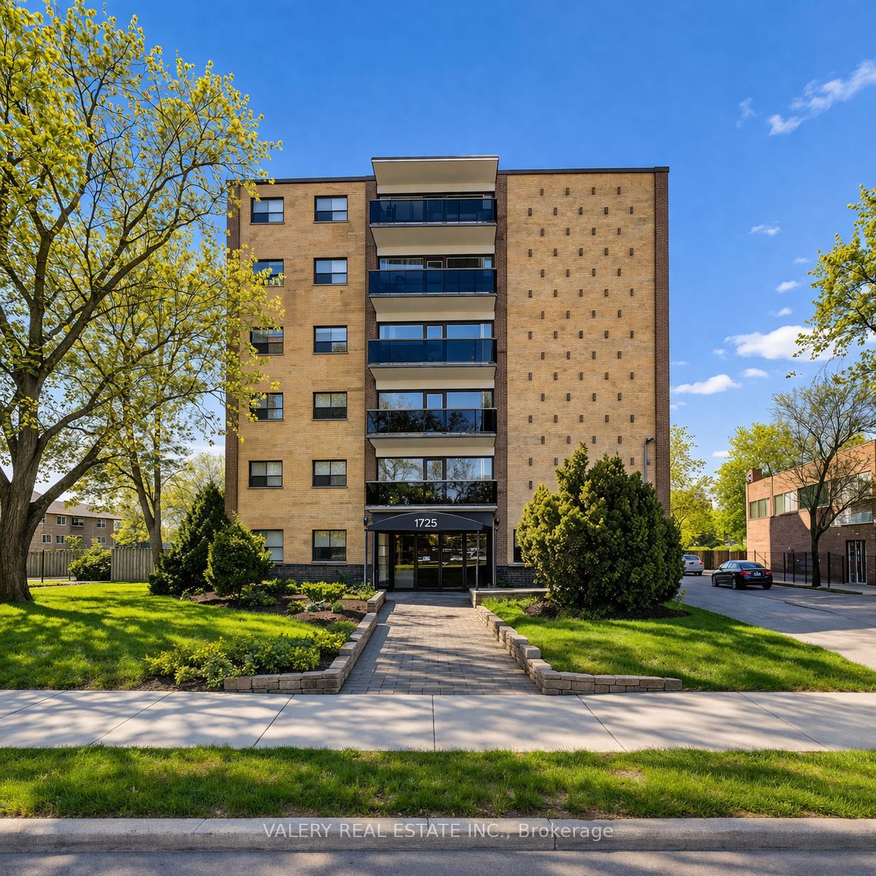 1725 Lawrence Avenue E 403 Property Photo 1