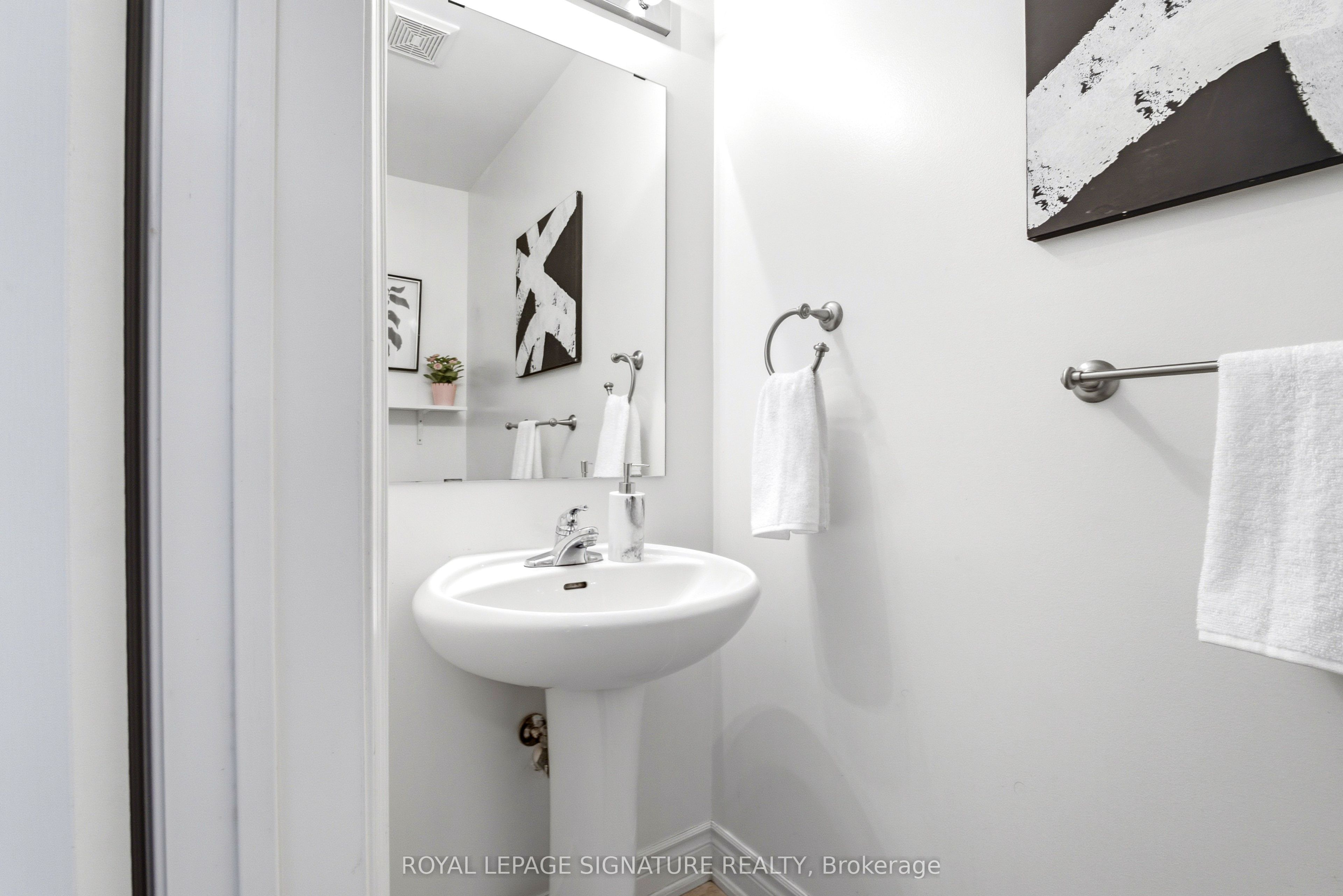 22 Northcastle Crescent Property Photo 18