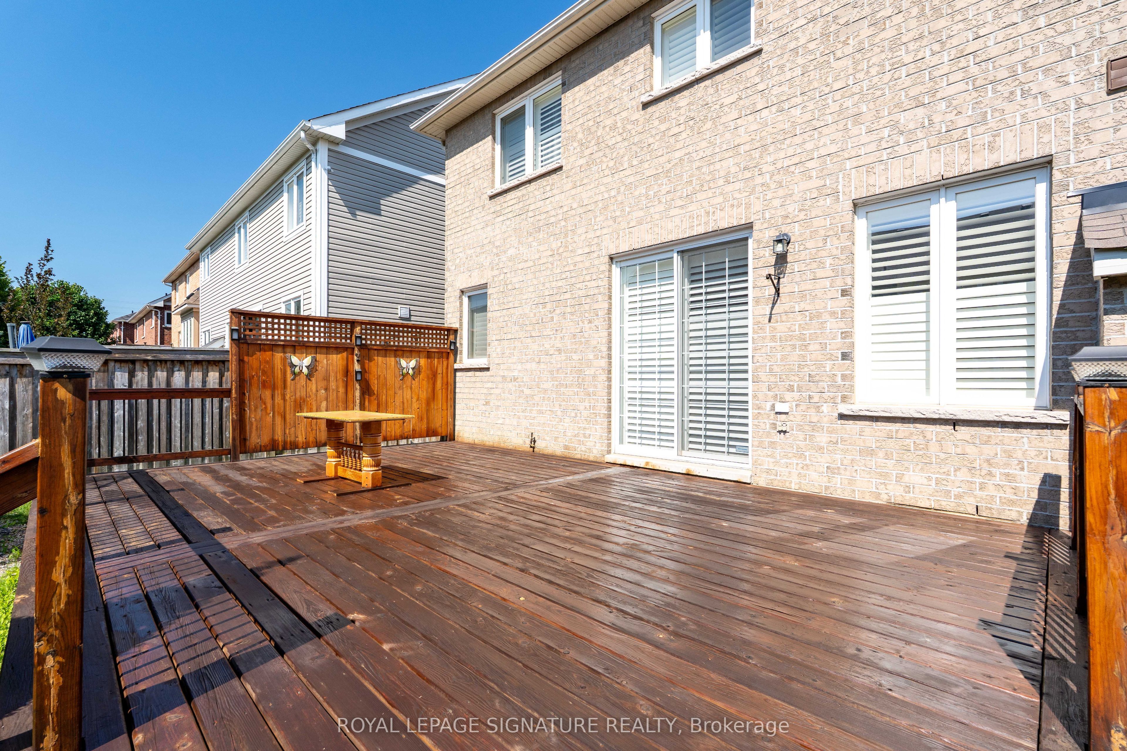 22 Northcastle Crescent Property Photo 40