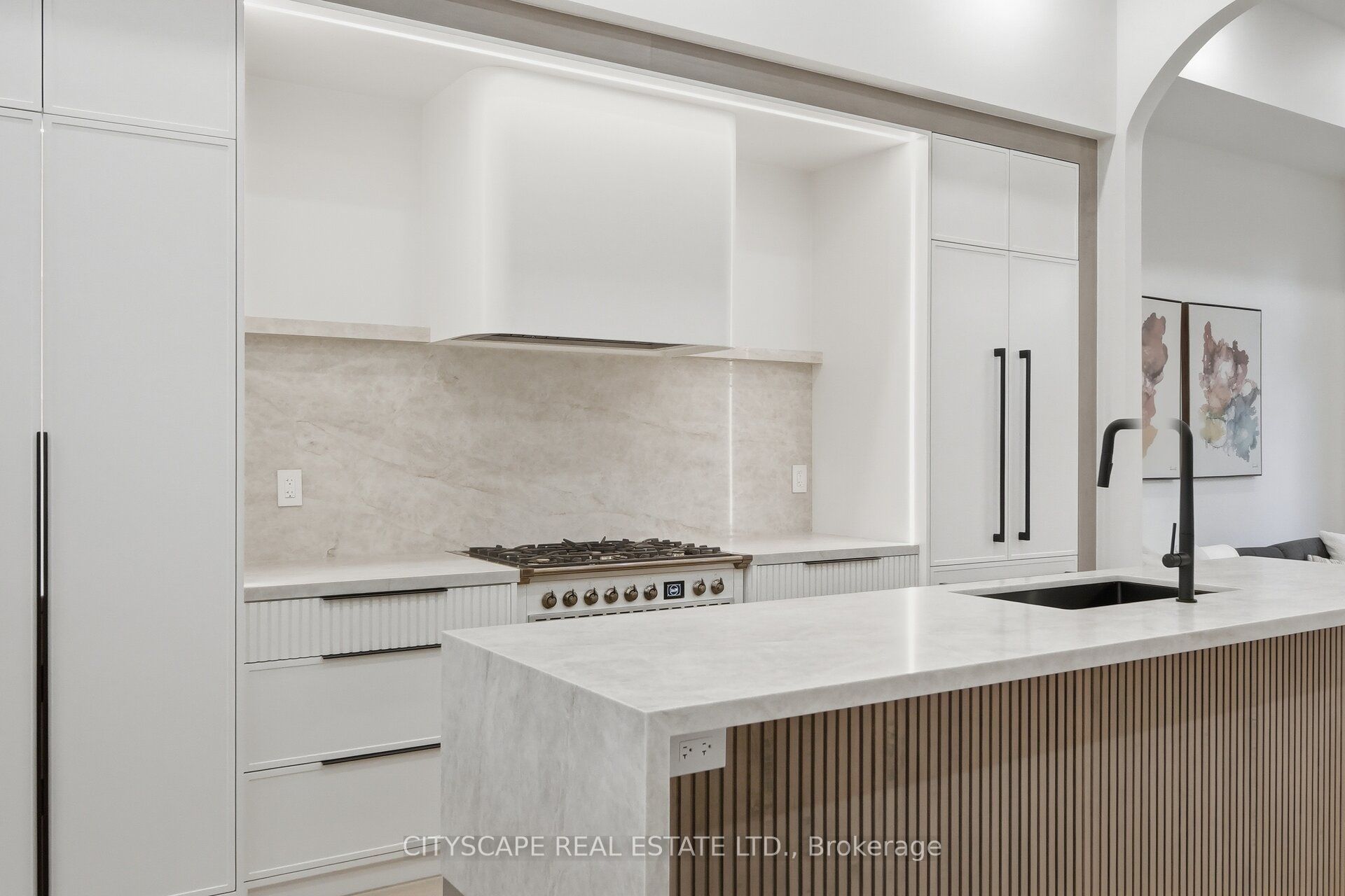 10a Holmstead Avenue Property Photo 12