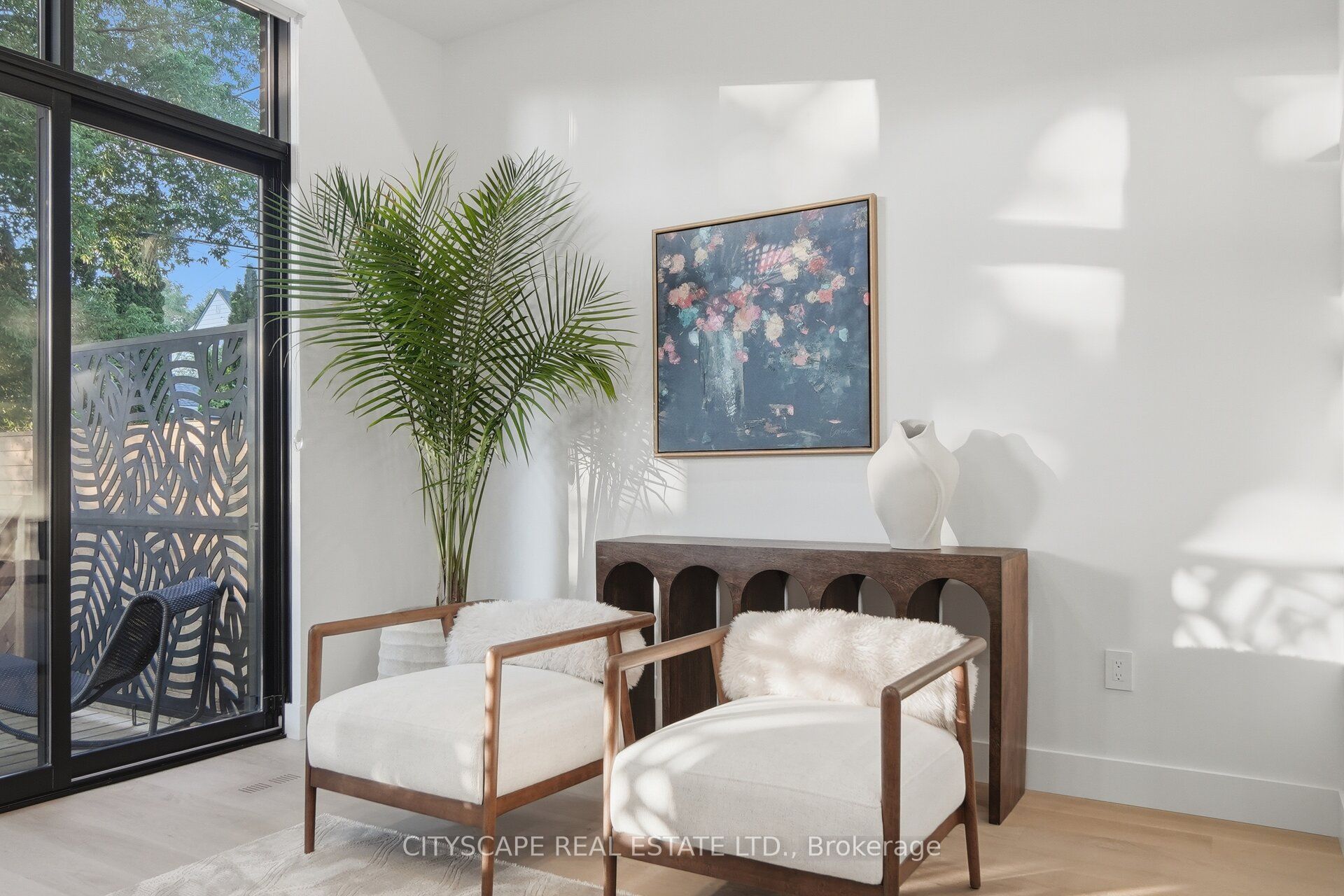 10a Holmstead Avenue Property Photo 15