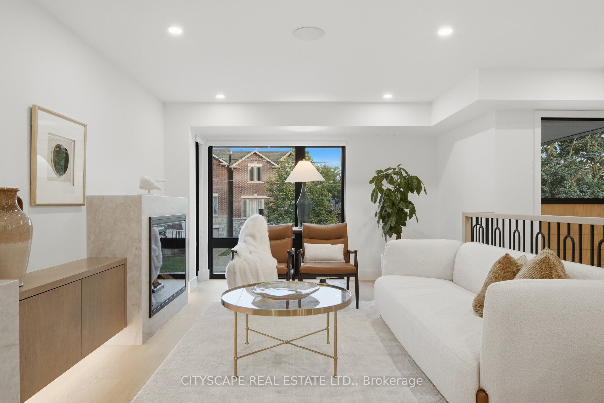 10a Holmstead Avenue Property Photo 16